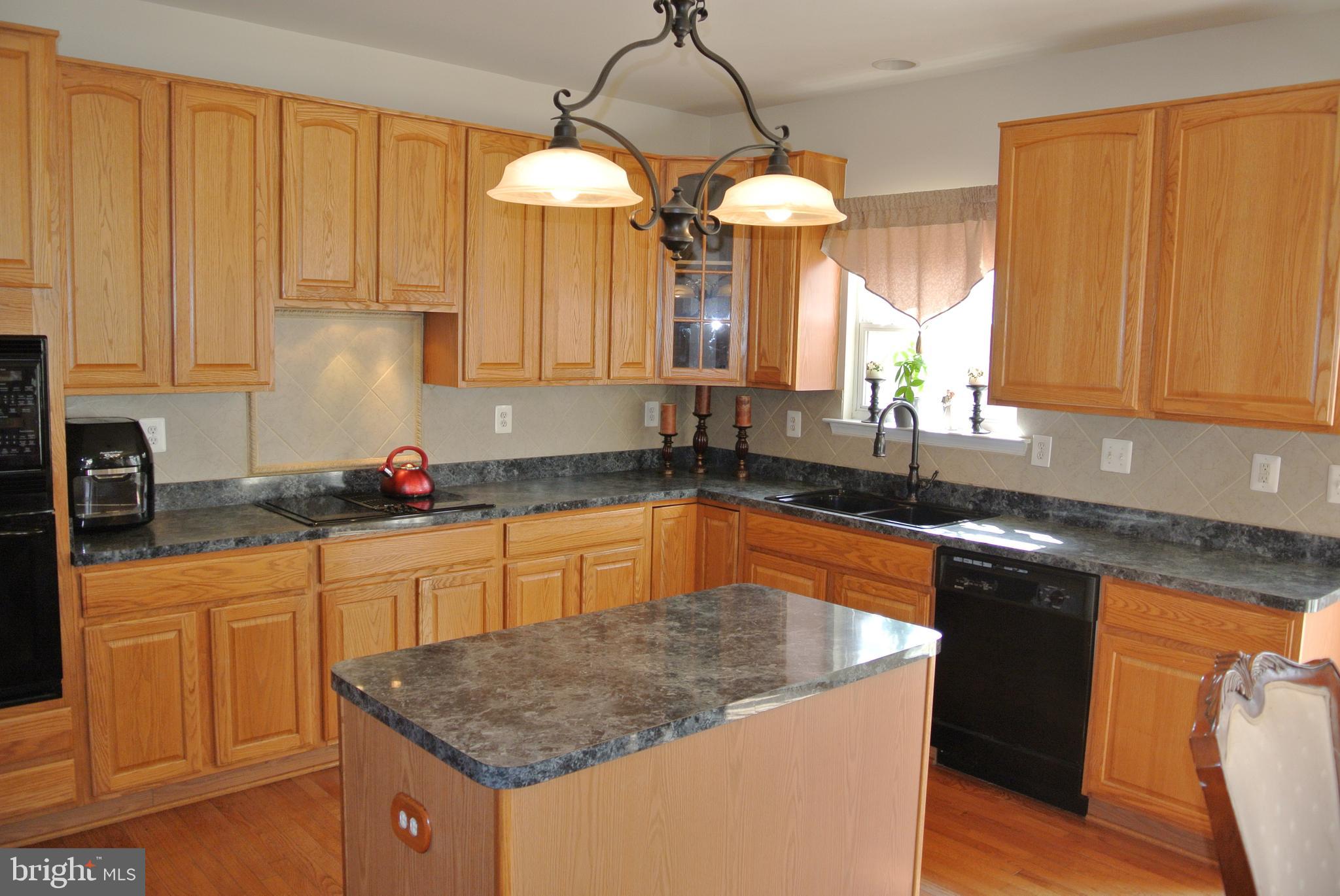 KINGS GRANT LA PLATA - Residential