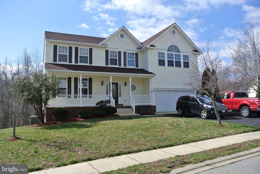 Large well maintained Colonial in King's Grant.  Backs to woods.  Large Deck with Retractable Sun Shade.  Close to schools and shopping.  Great commuter location. Move In Ready.  Eligible for 100% Financing thru USDA Rural Development (If Qualified)