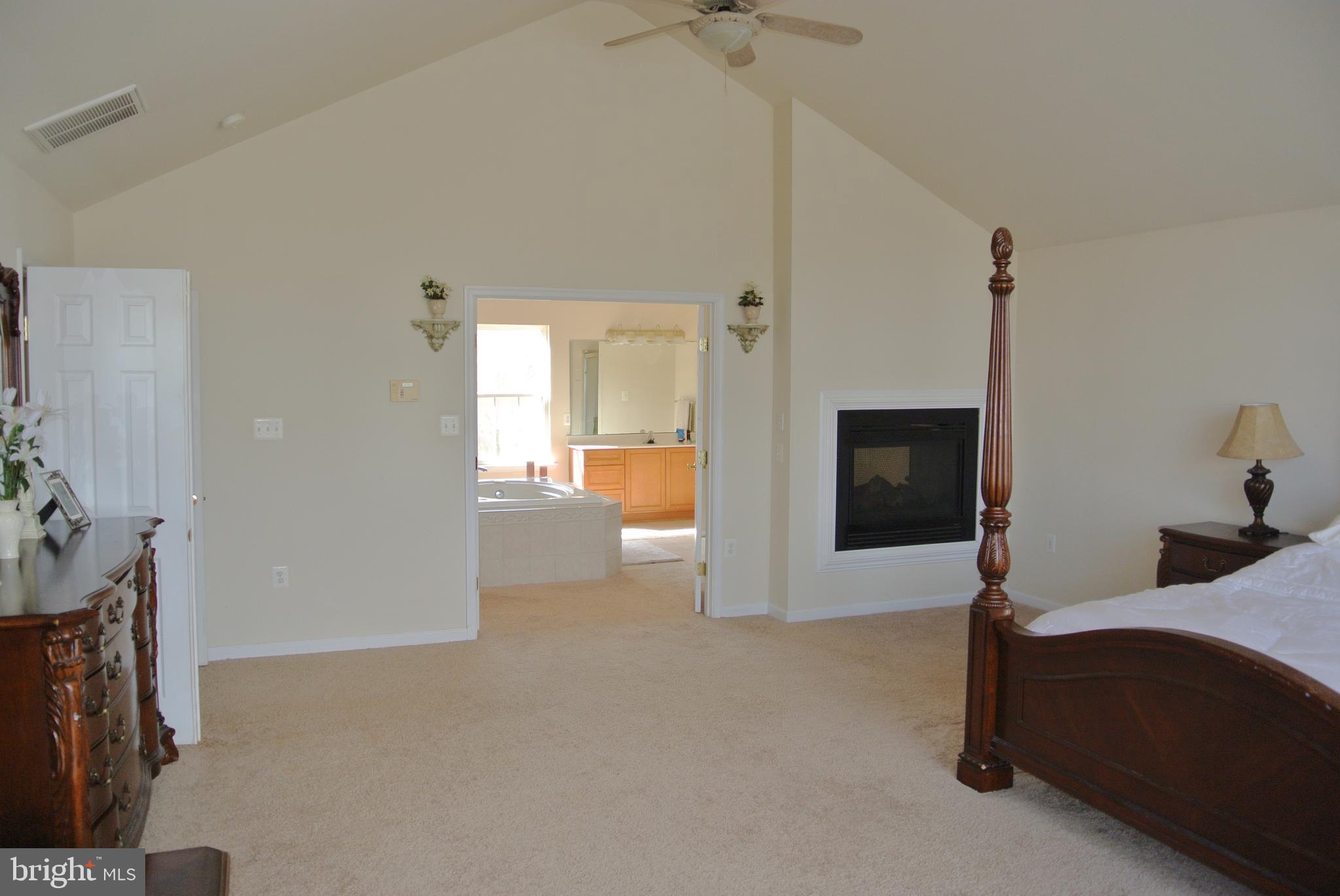 KINGS GRANT LA PLATA - Residential