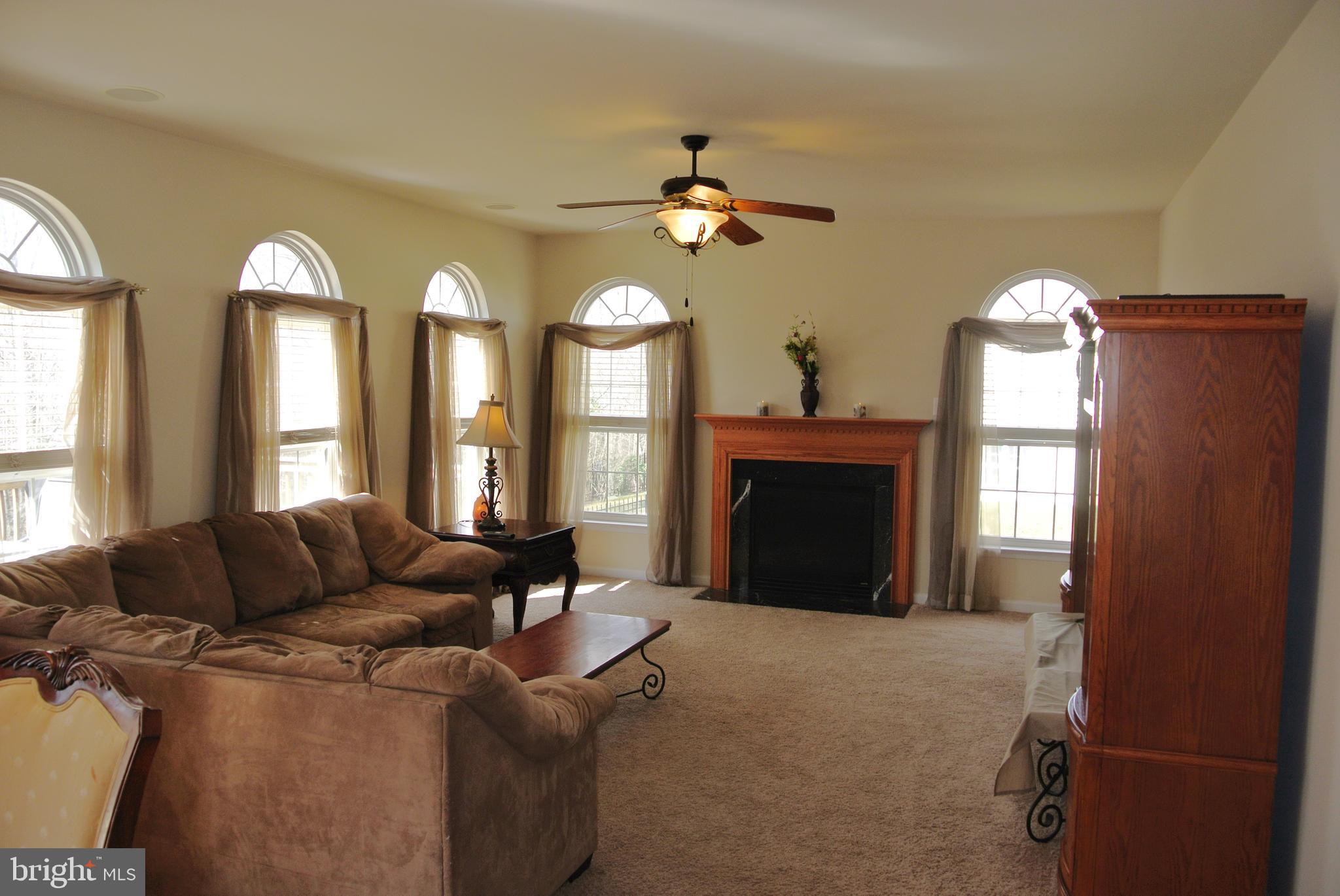 KINGS GRANT LA PLATA - Residential