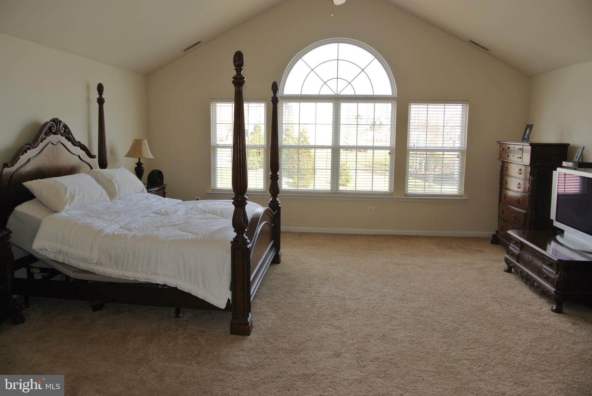 KINGS GRANT LA PLATA - Residential