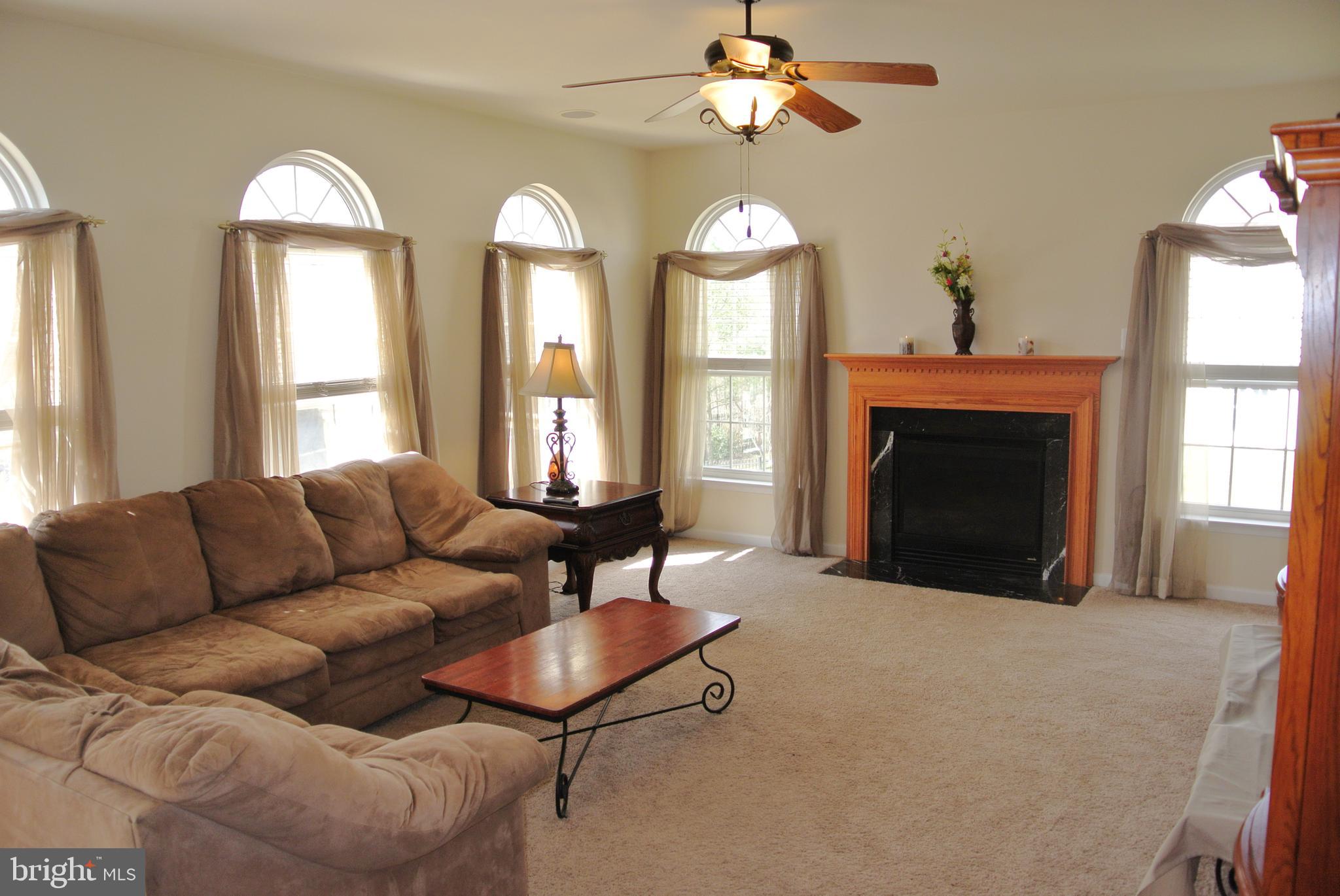 KINGS GRANT LA PLATA - Residential