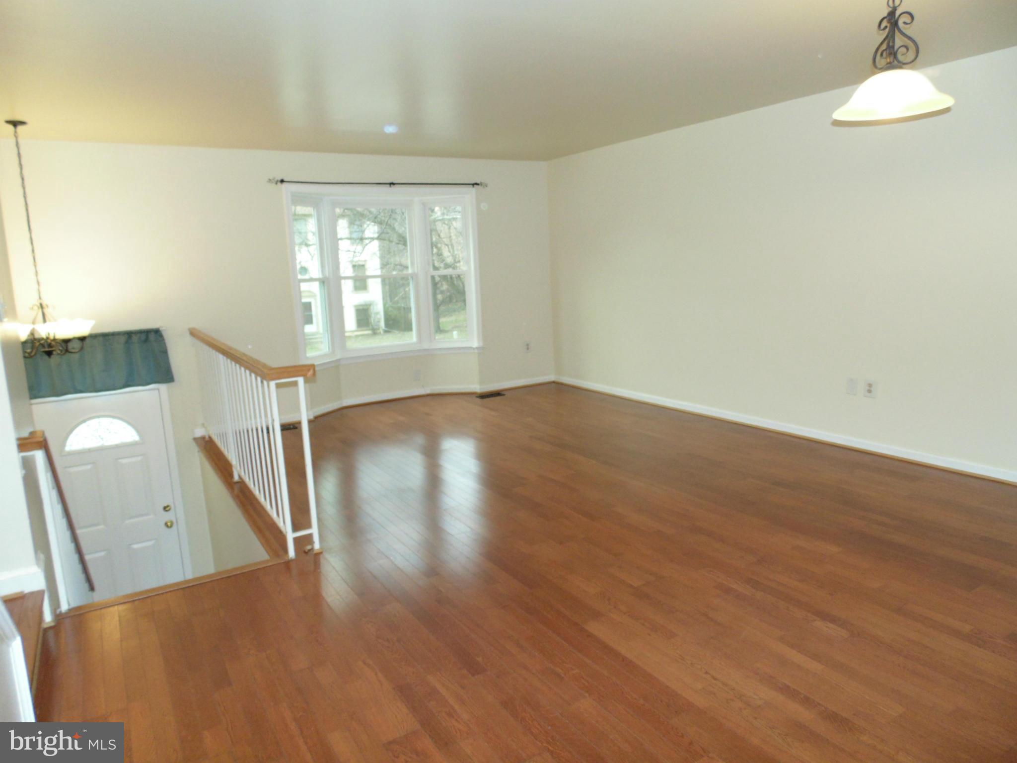 CROFTON MEADOWS - Residential Lease