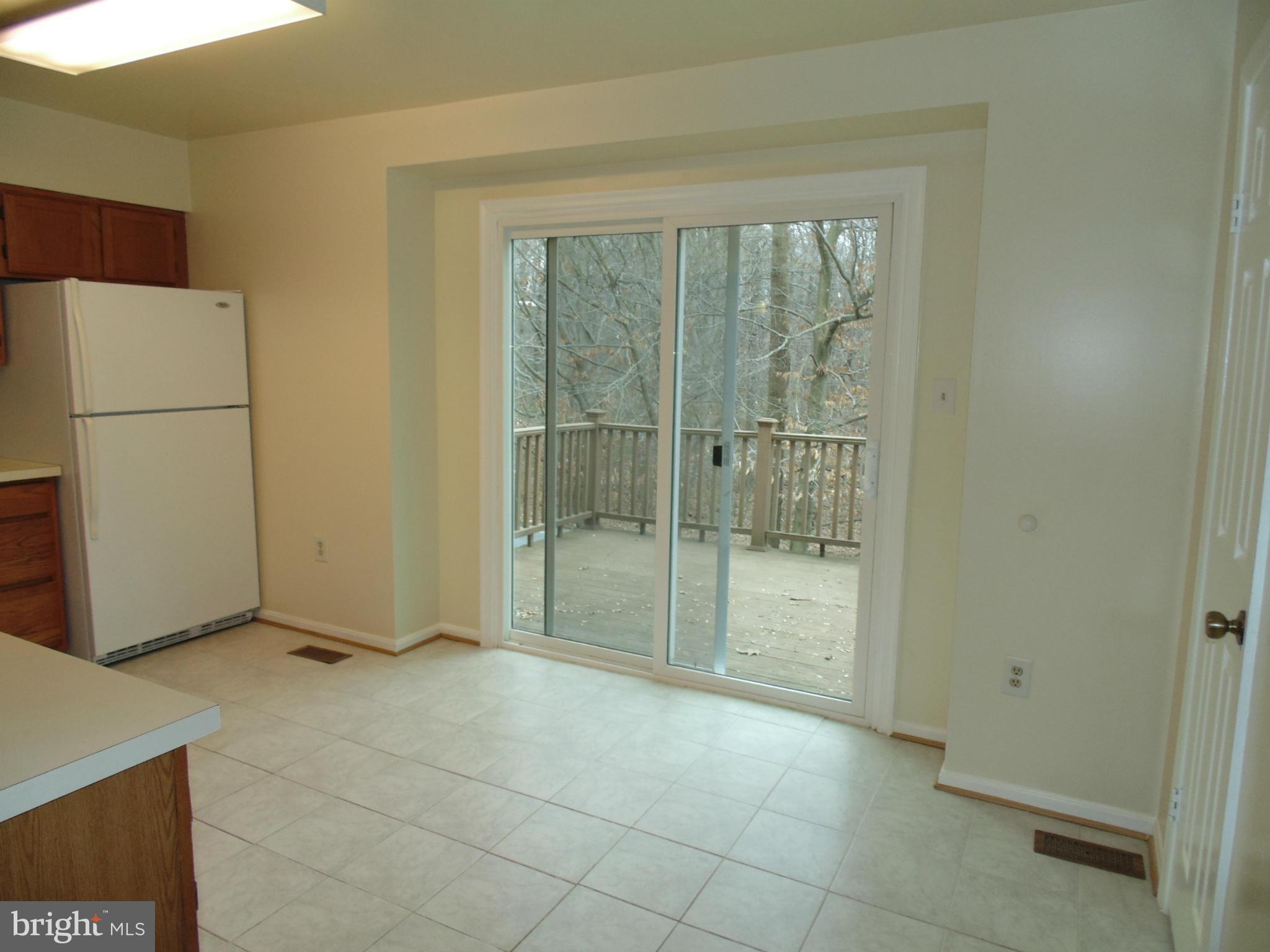 CROFTON MEADOWS - Residential Lease