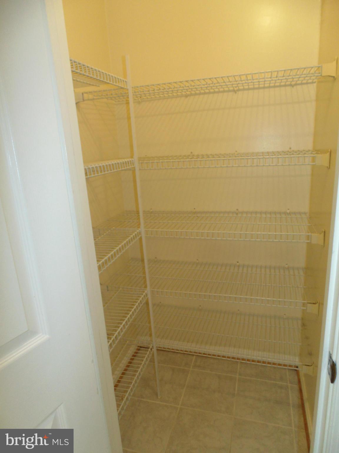 CROFTON MEADOWS - Residential Lease