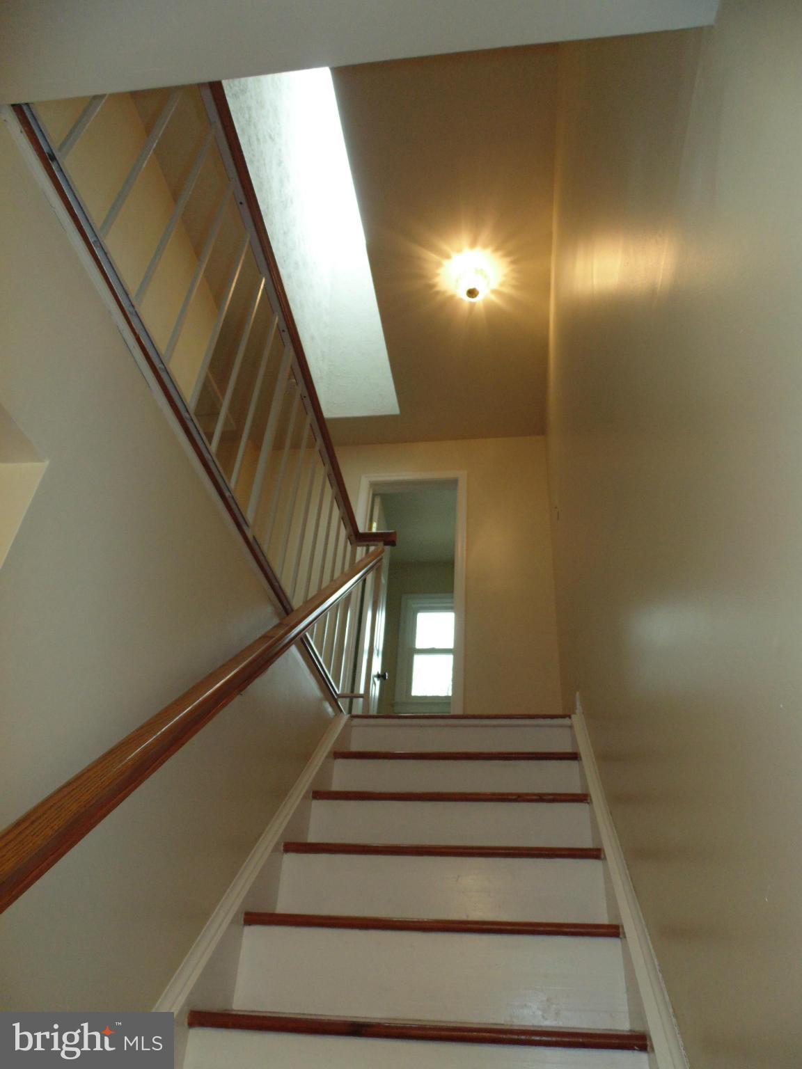 CROFTON MEADOWS - Residential Lease