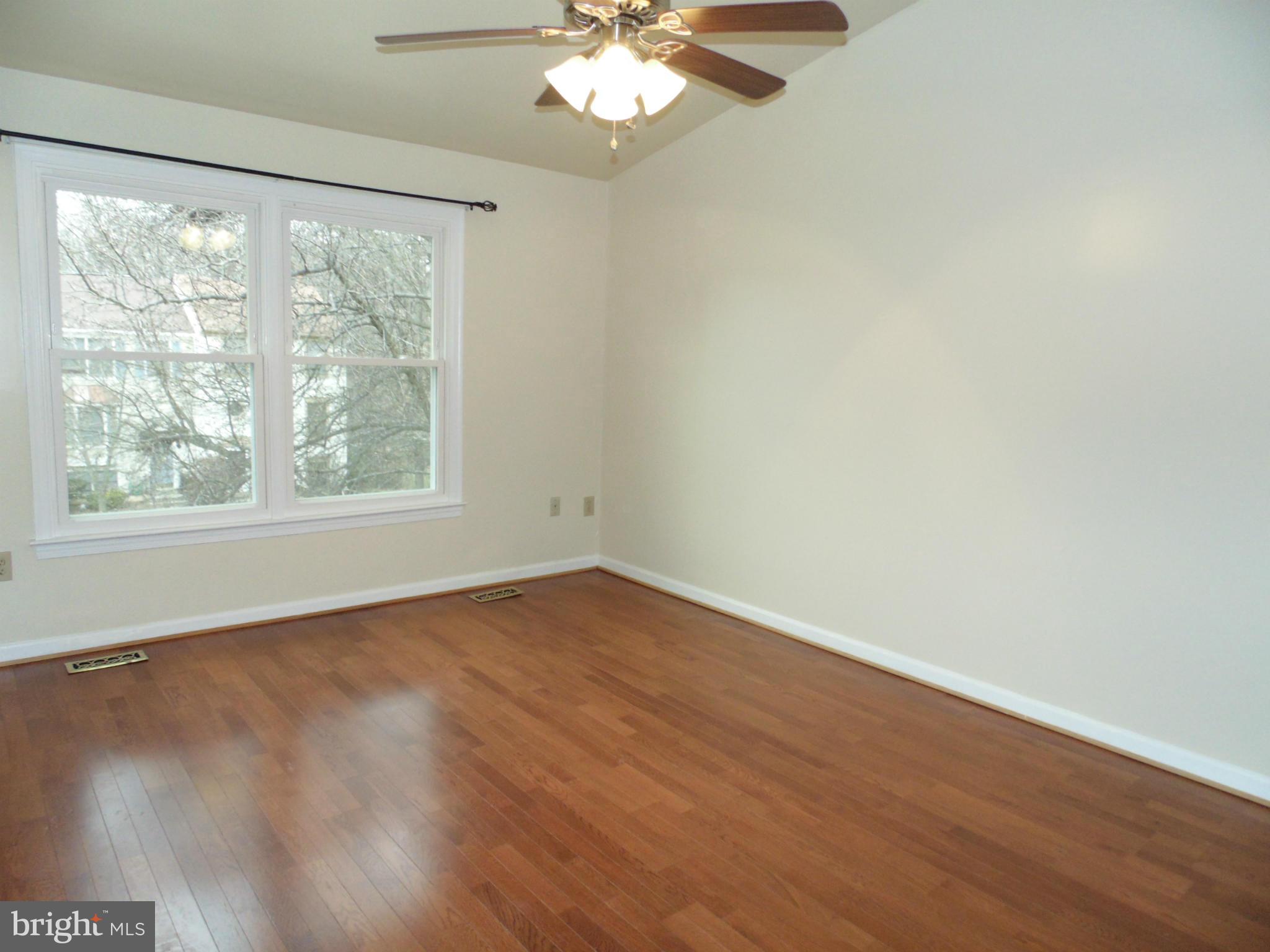 CROFTON MEADOWS - Residential Lease