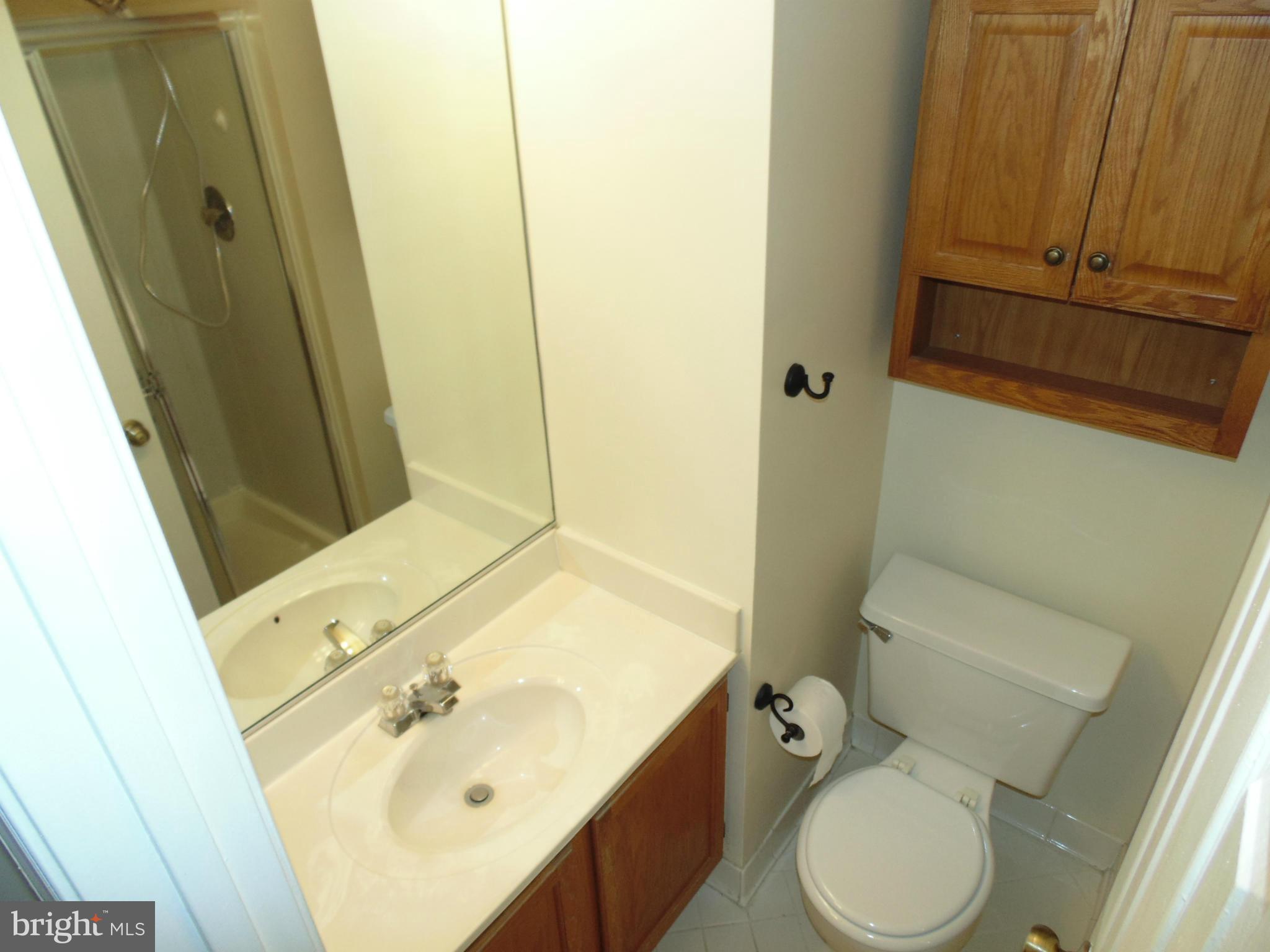 CROFTON MEADOWS - Residential Lease