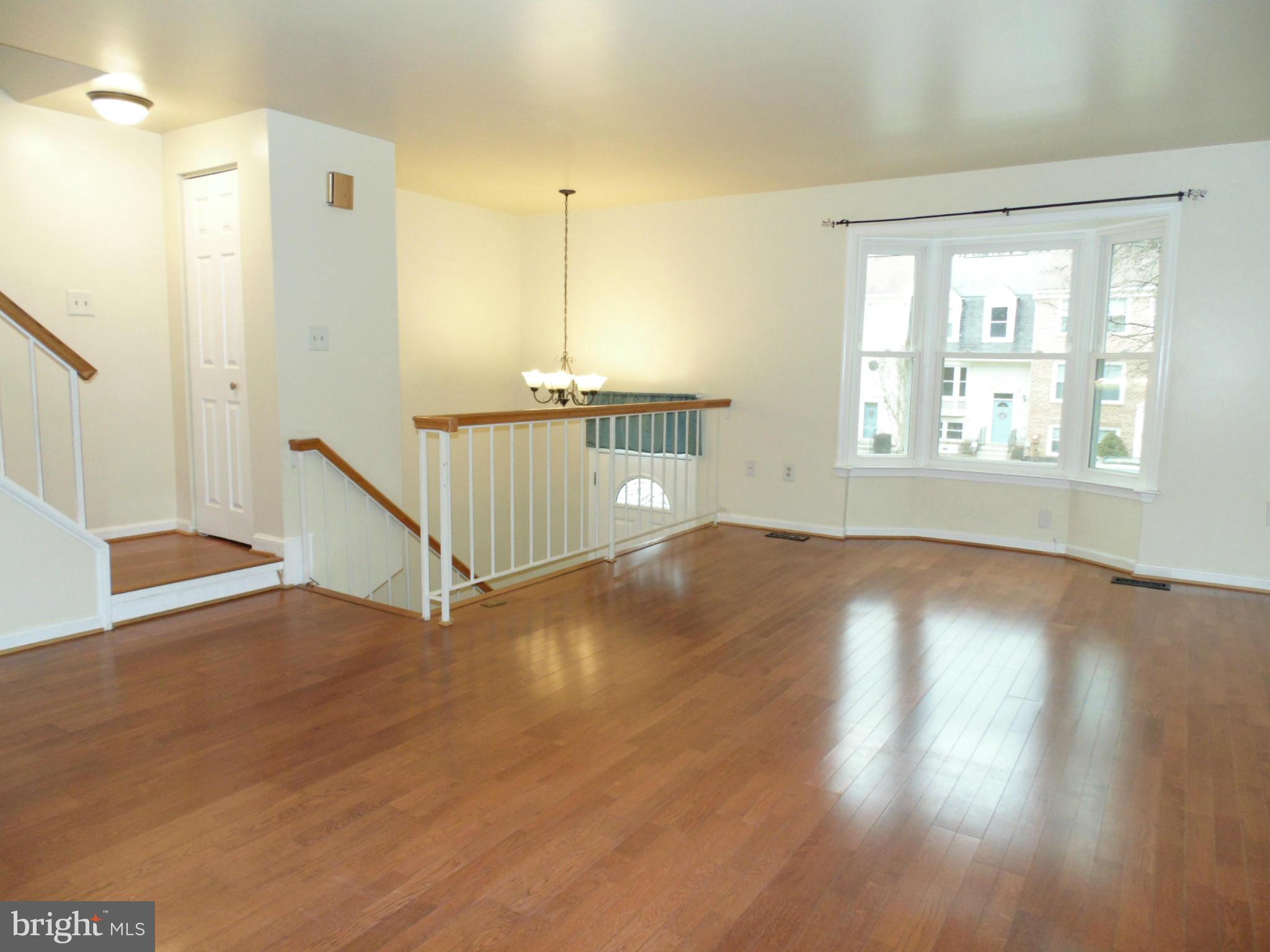 CROFTON MEADOWS - Residential Lease