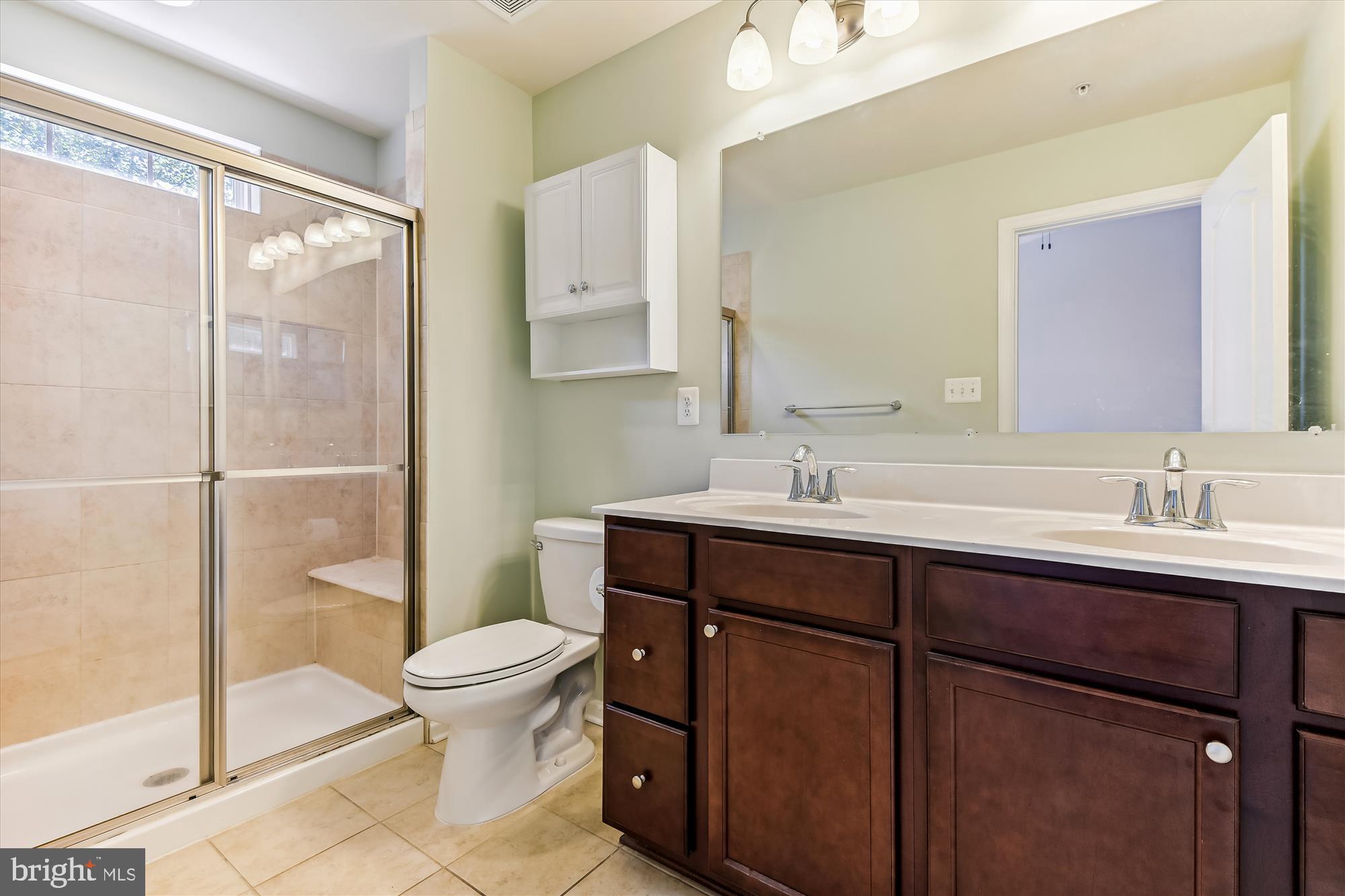 THE POINTE AT TANYARD SPRINGS - Residential Lease