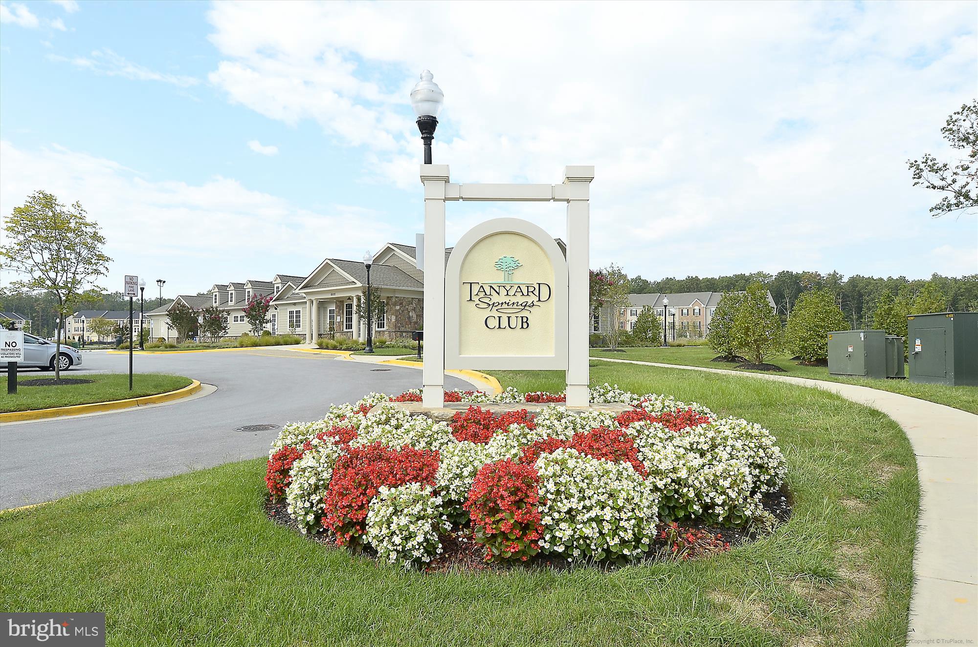 THE POINTE AT TANYARD SPRINGS - Residential Lease