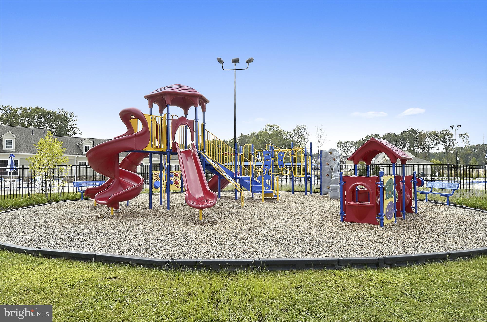 THE POINTE AT TANYARD SPRINGS - Residential Lease