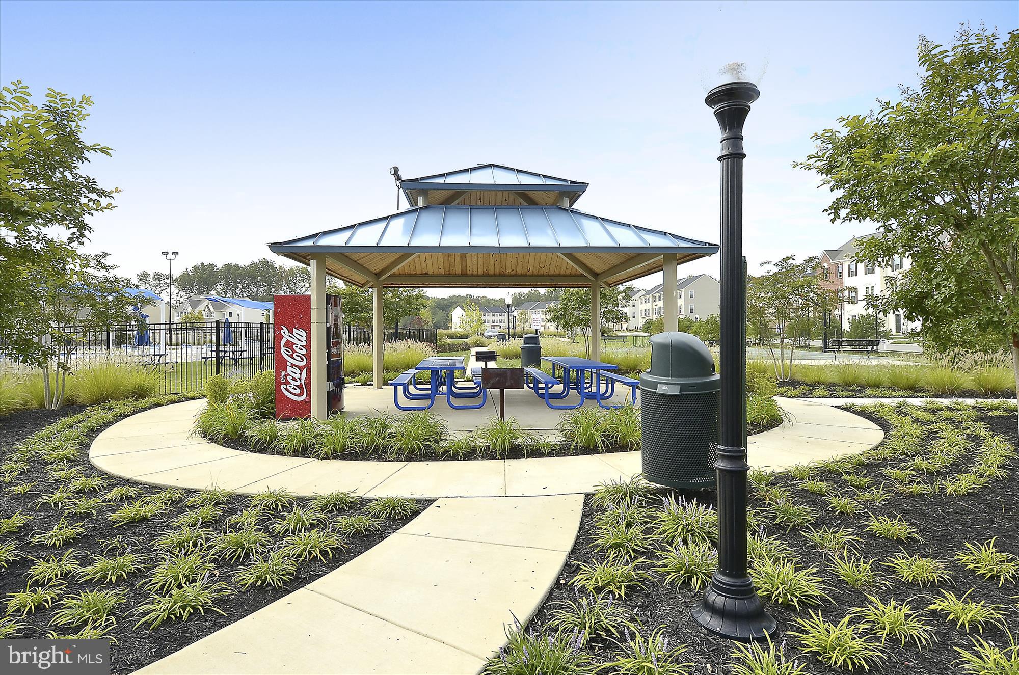 THE POINTE AT TANYARD SPRINGS - Residential Lease