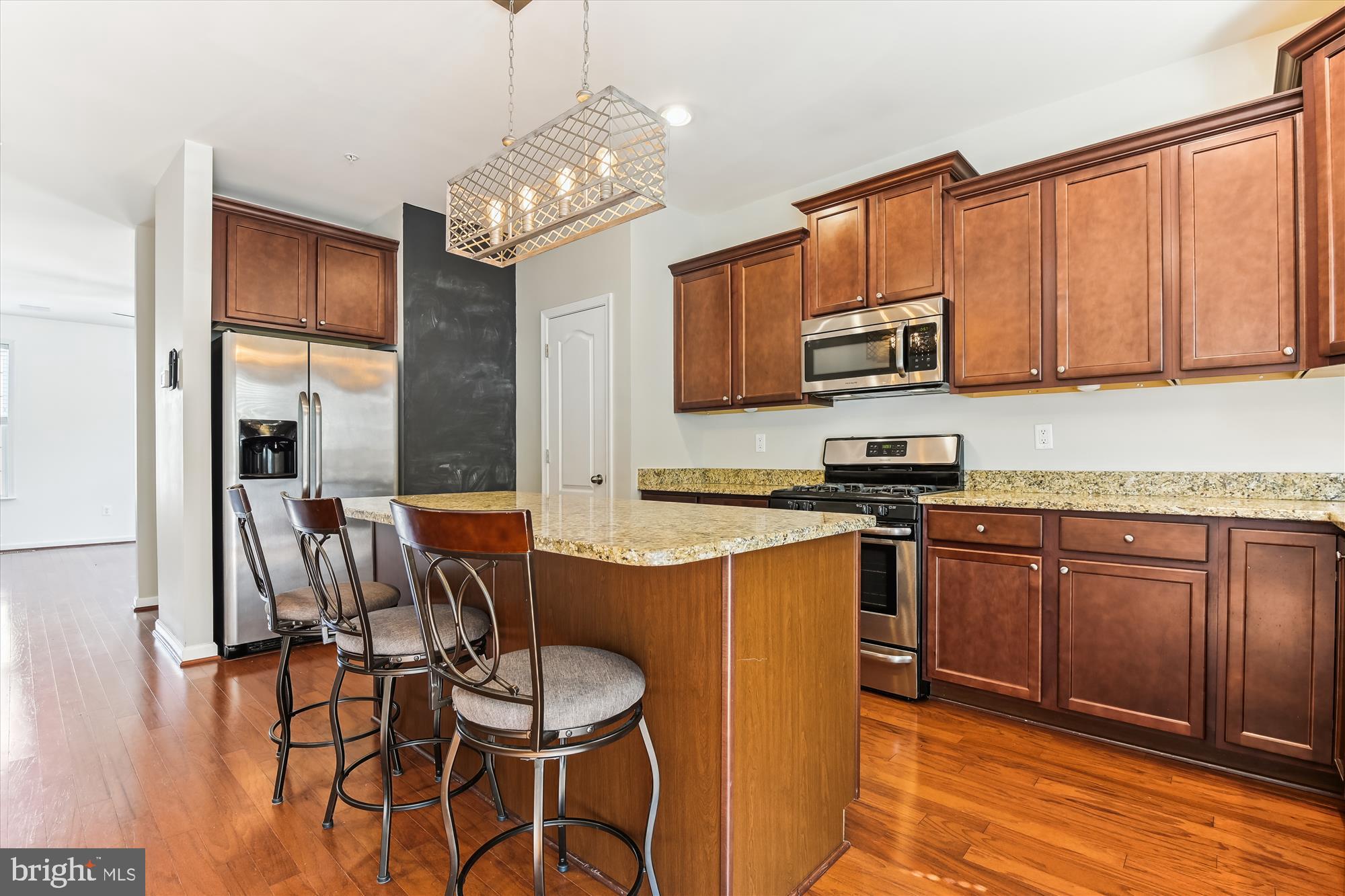 THE POINTE AT TANYARD SPRINGS - Residential Lease