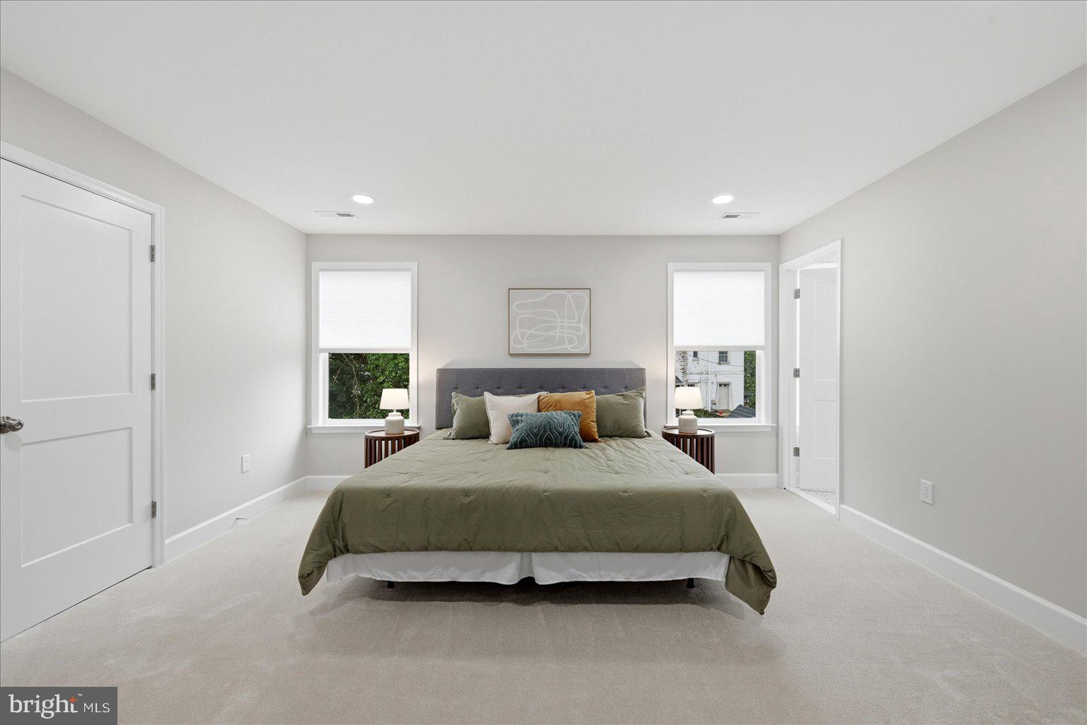 ARLINGTON HILLS - Residential