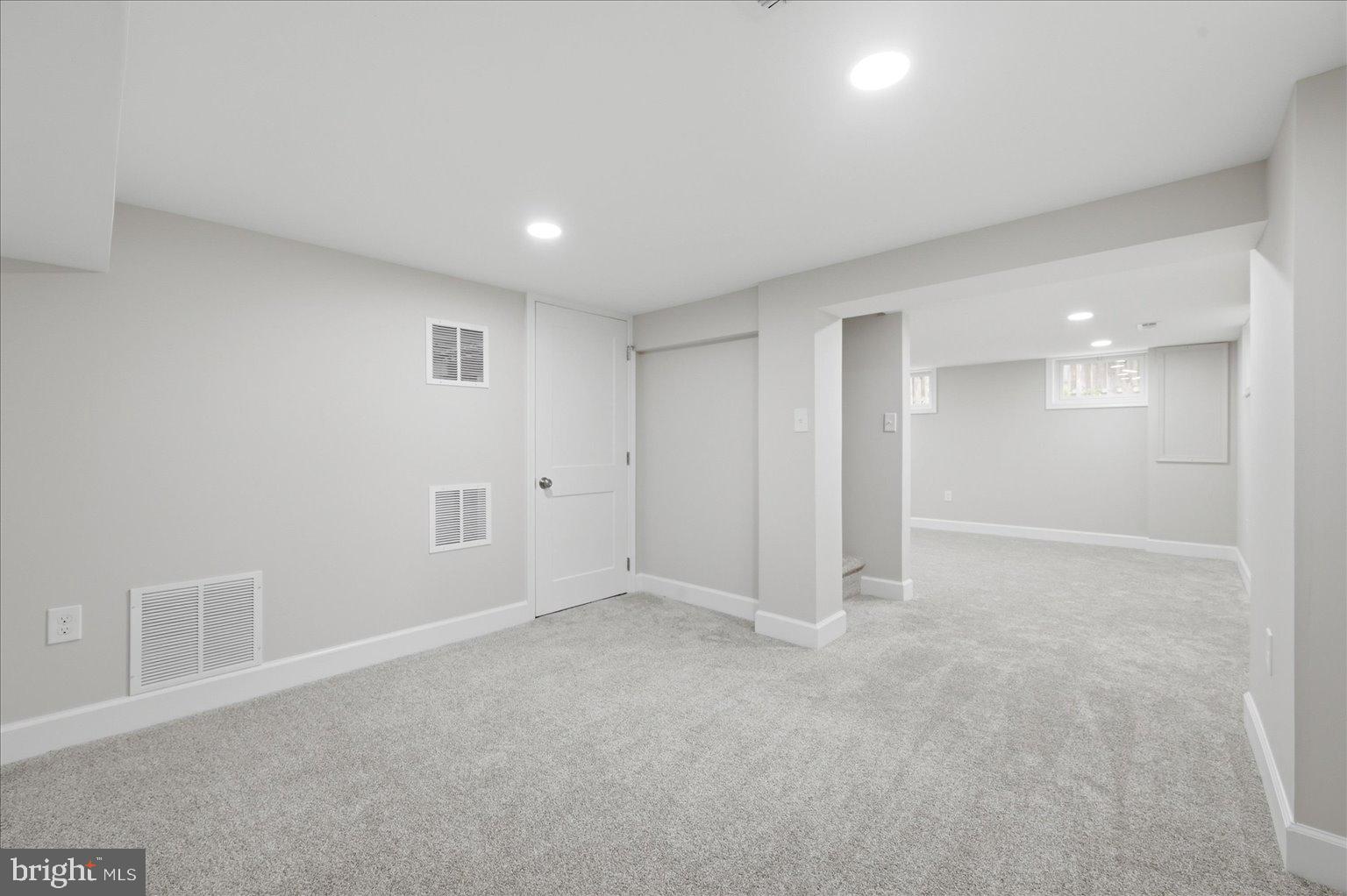 ARLINGTON HILLS - Residential