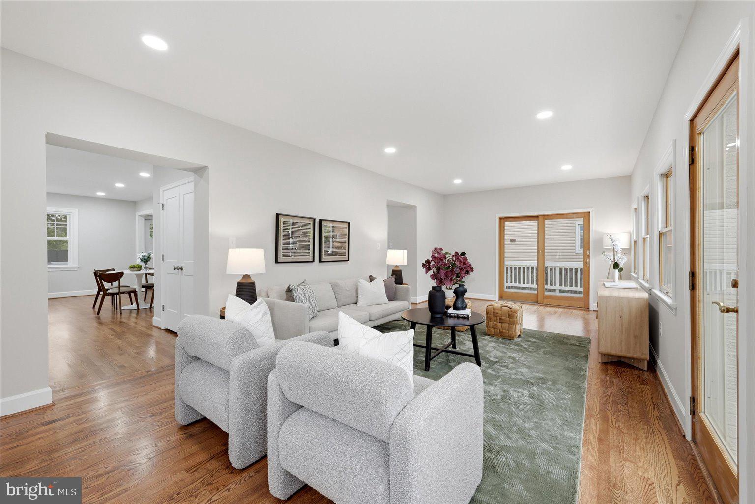 ARLINGTON HILLS - Residential