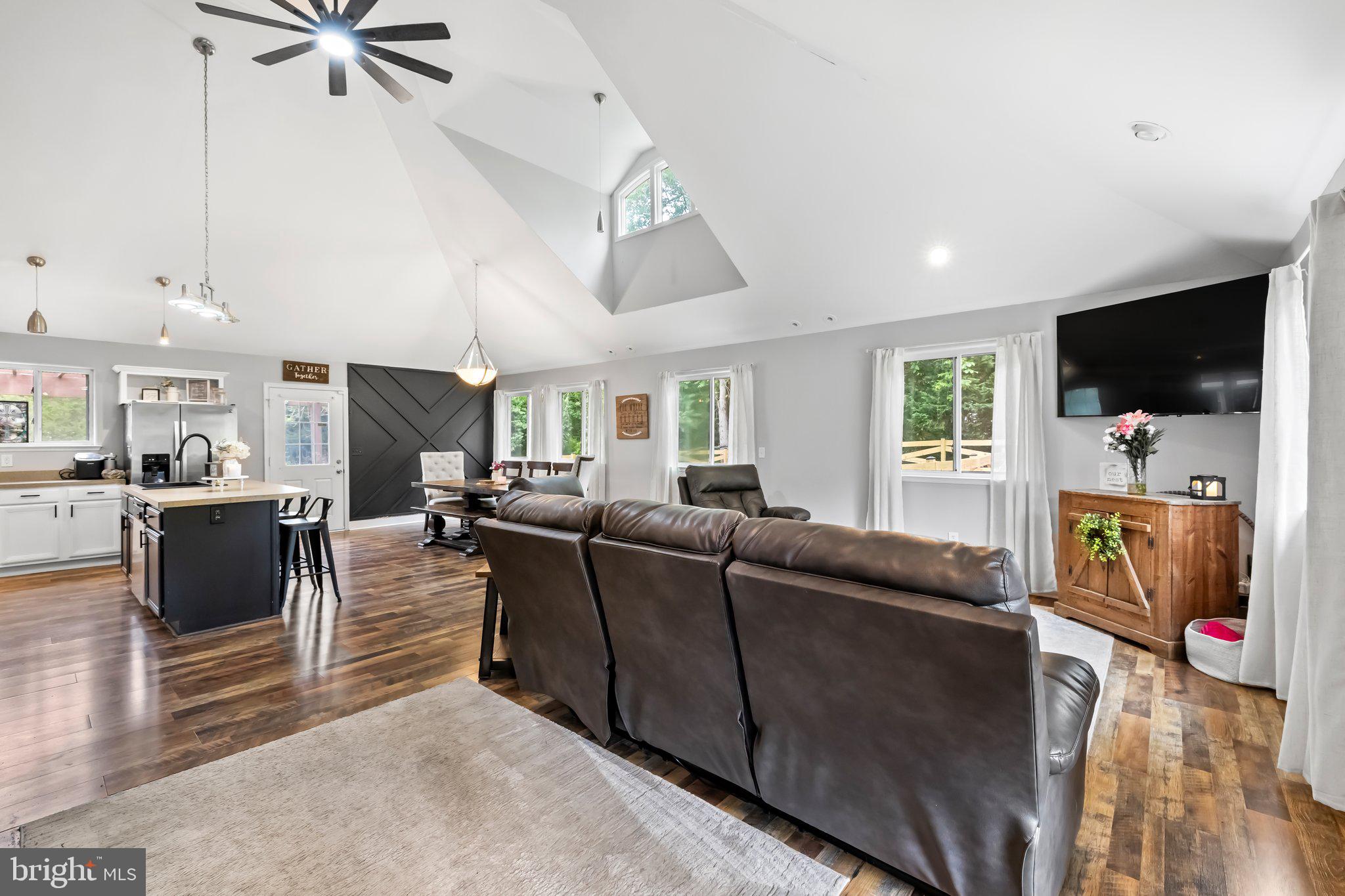 ASPEN HILLS - Residential