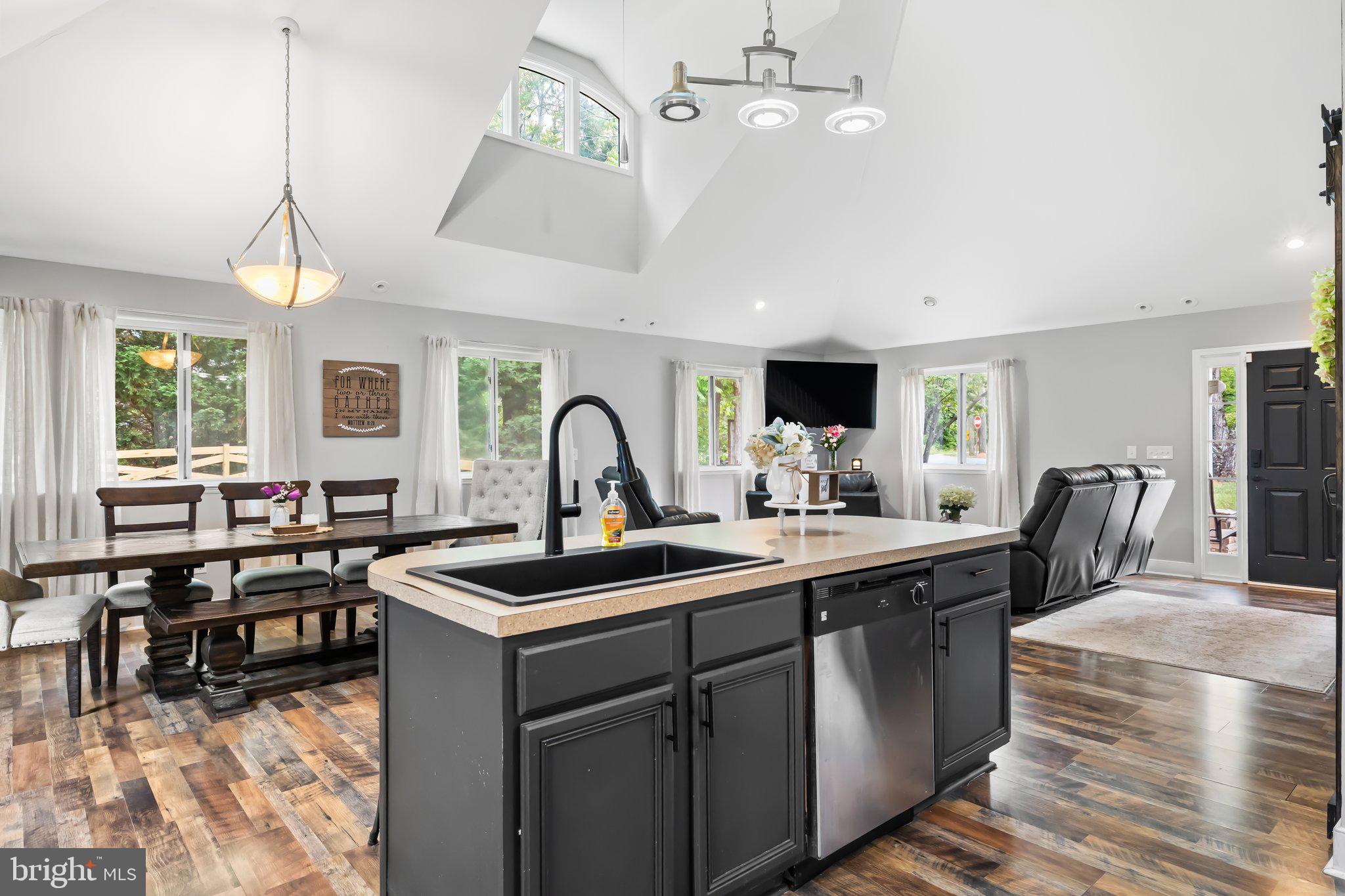 ASPEN HILLS - Residential