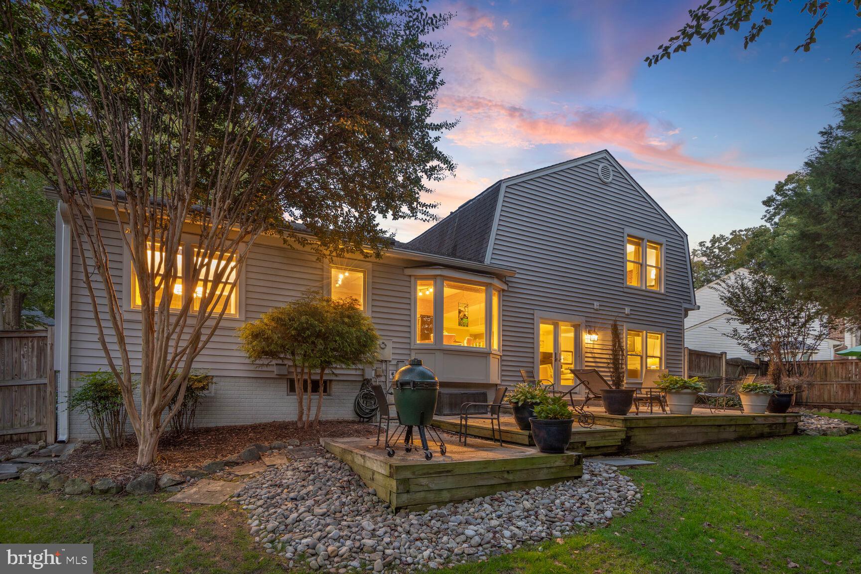 SOUTH RUN OAKS - Residential