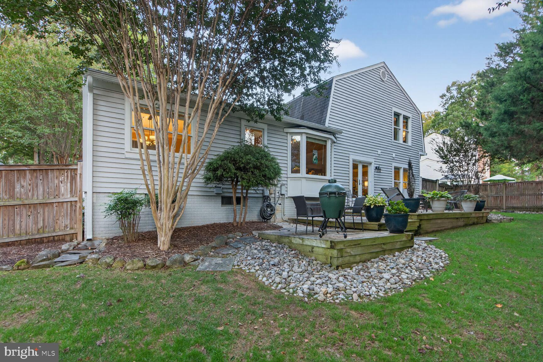 SOUTH RUN OAKS - Residential