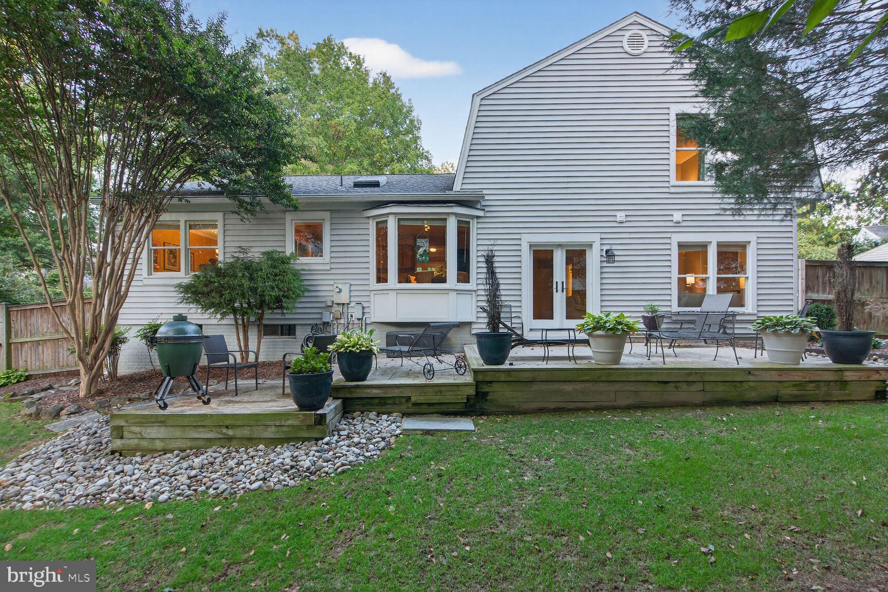 SOUTH RUN OAKS - Residential