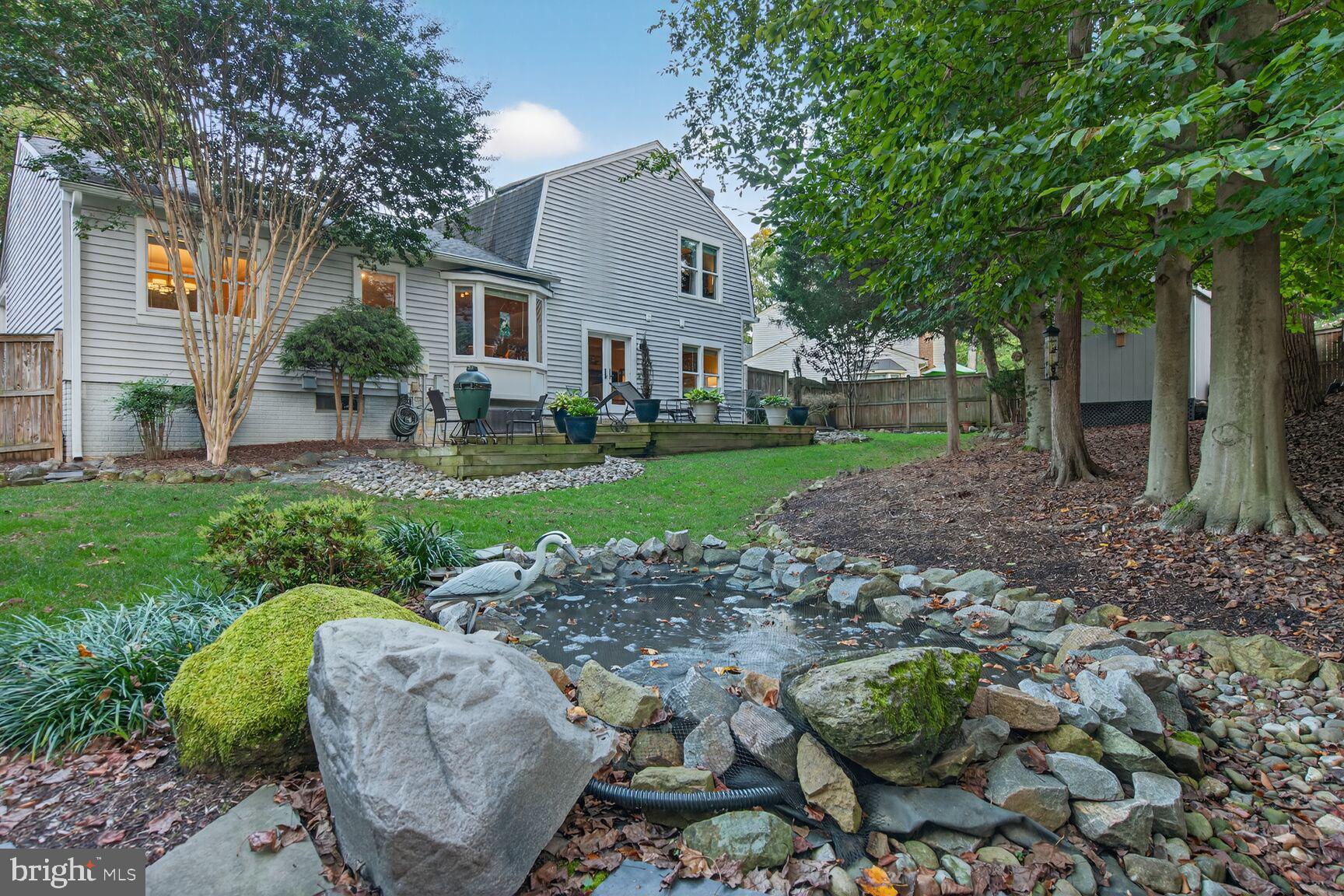 SOUTH RUN OAKS - Residential