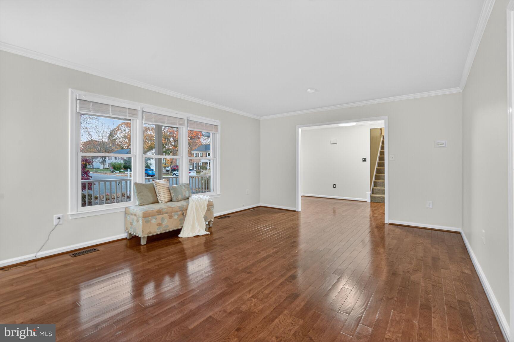 SOUTH RUN OAKS - Residential