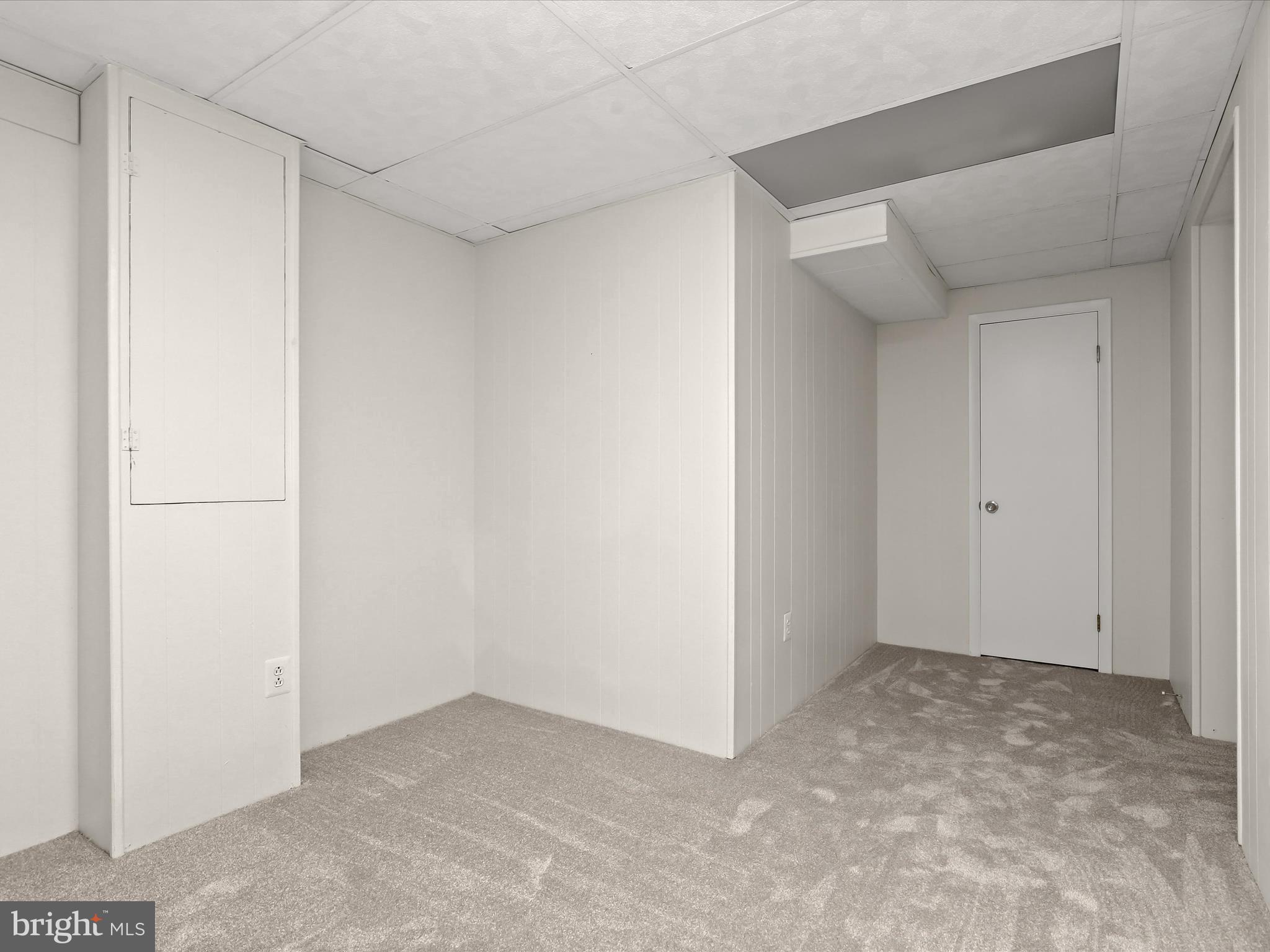 LONG REACH - Residential