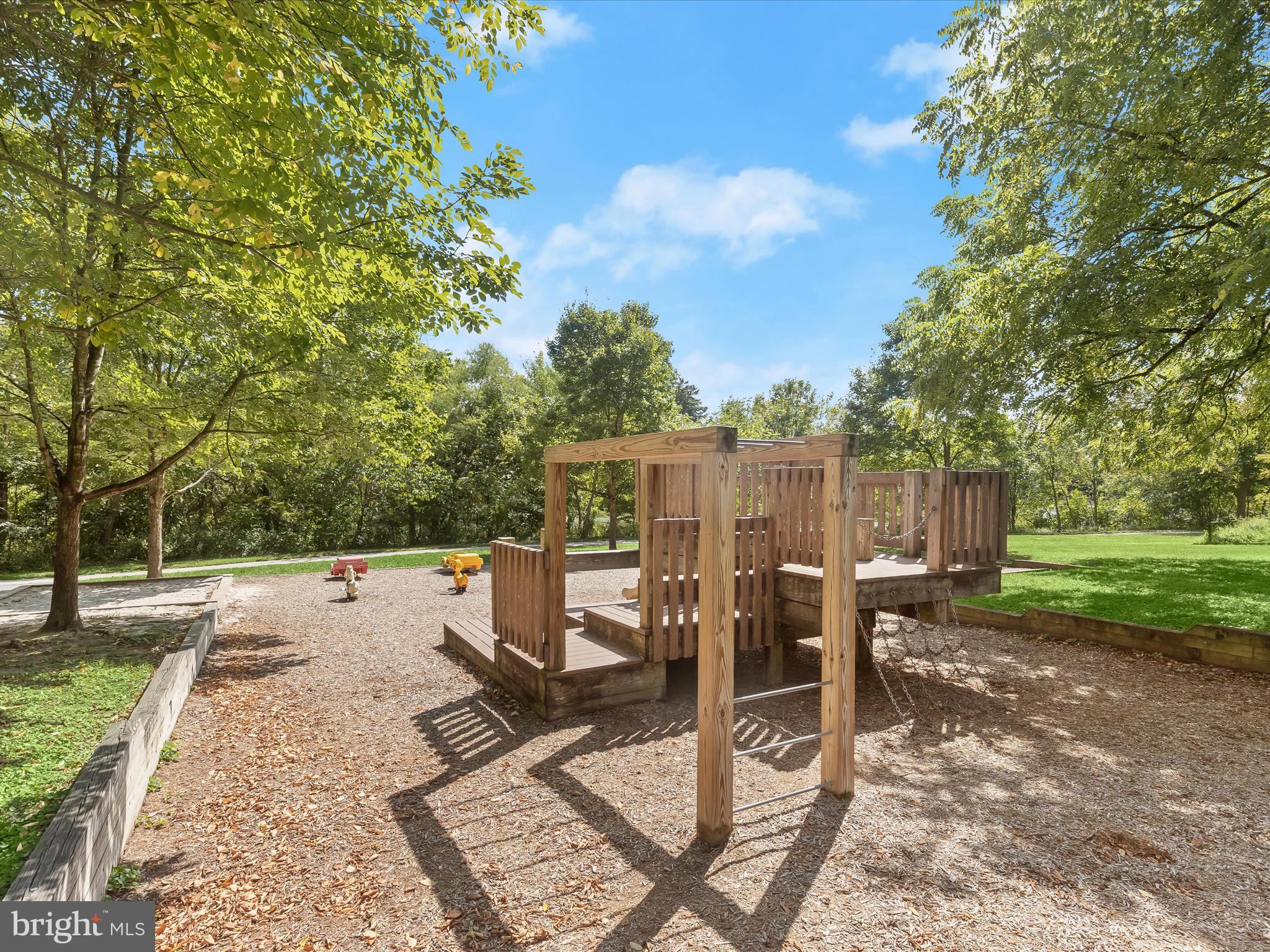 LONG REACH - Residential