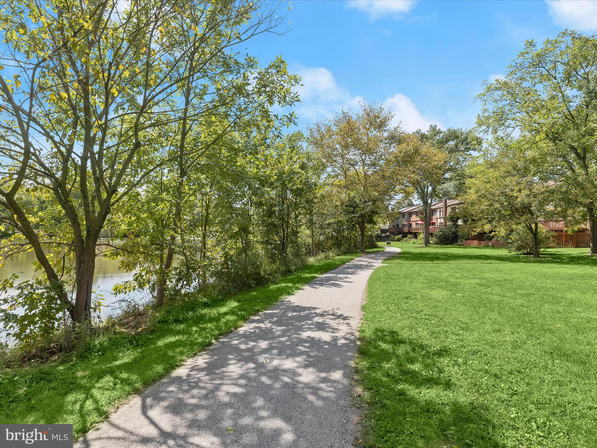 LONG REACH - Residential