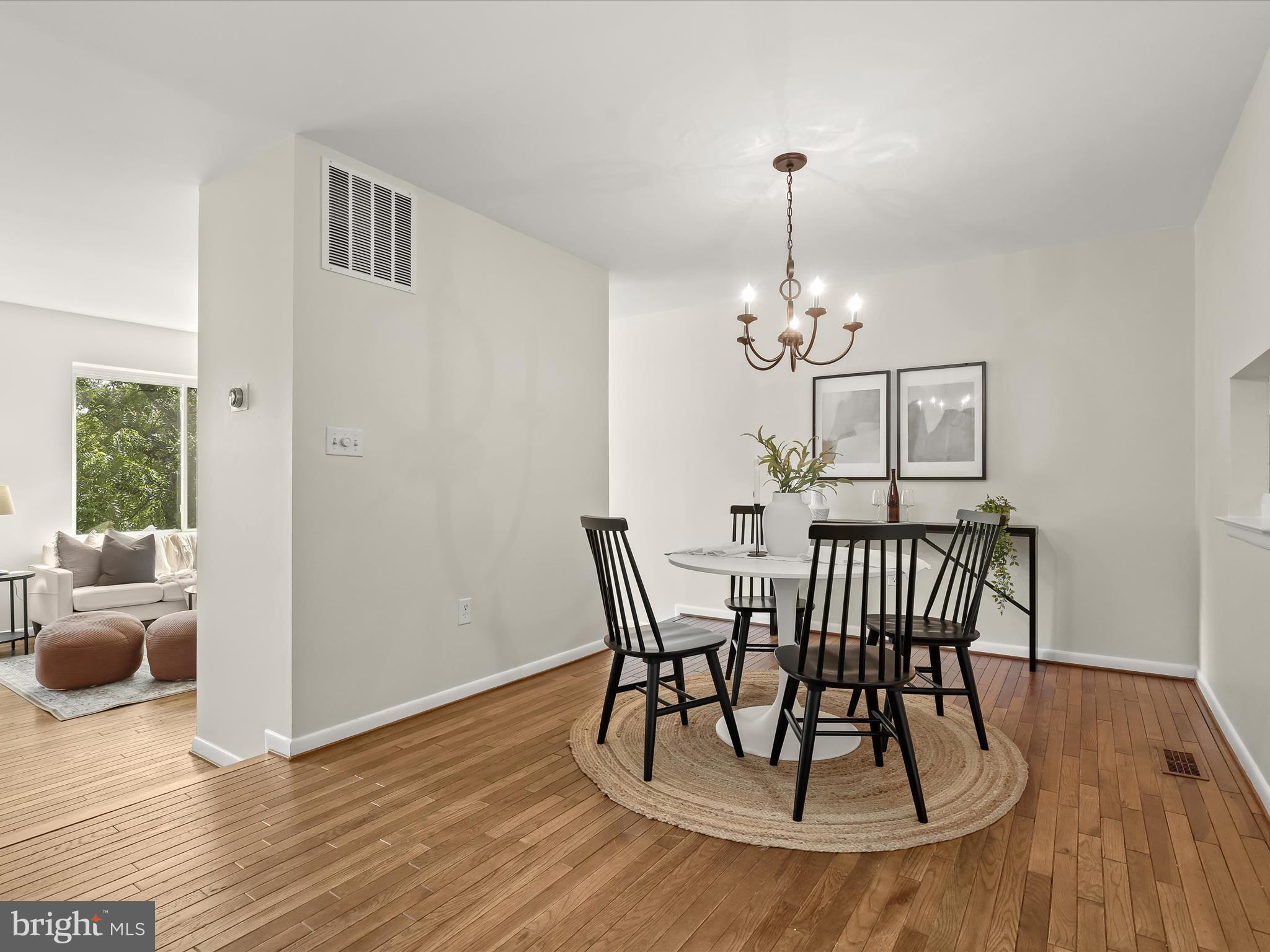 LONG REACH - Residential