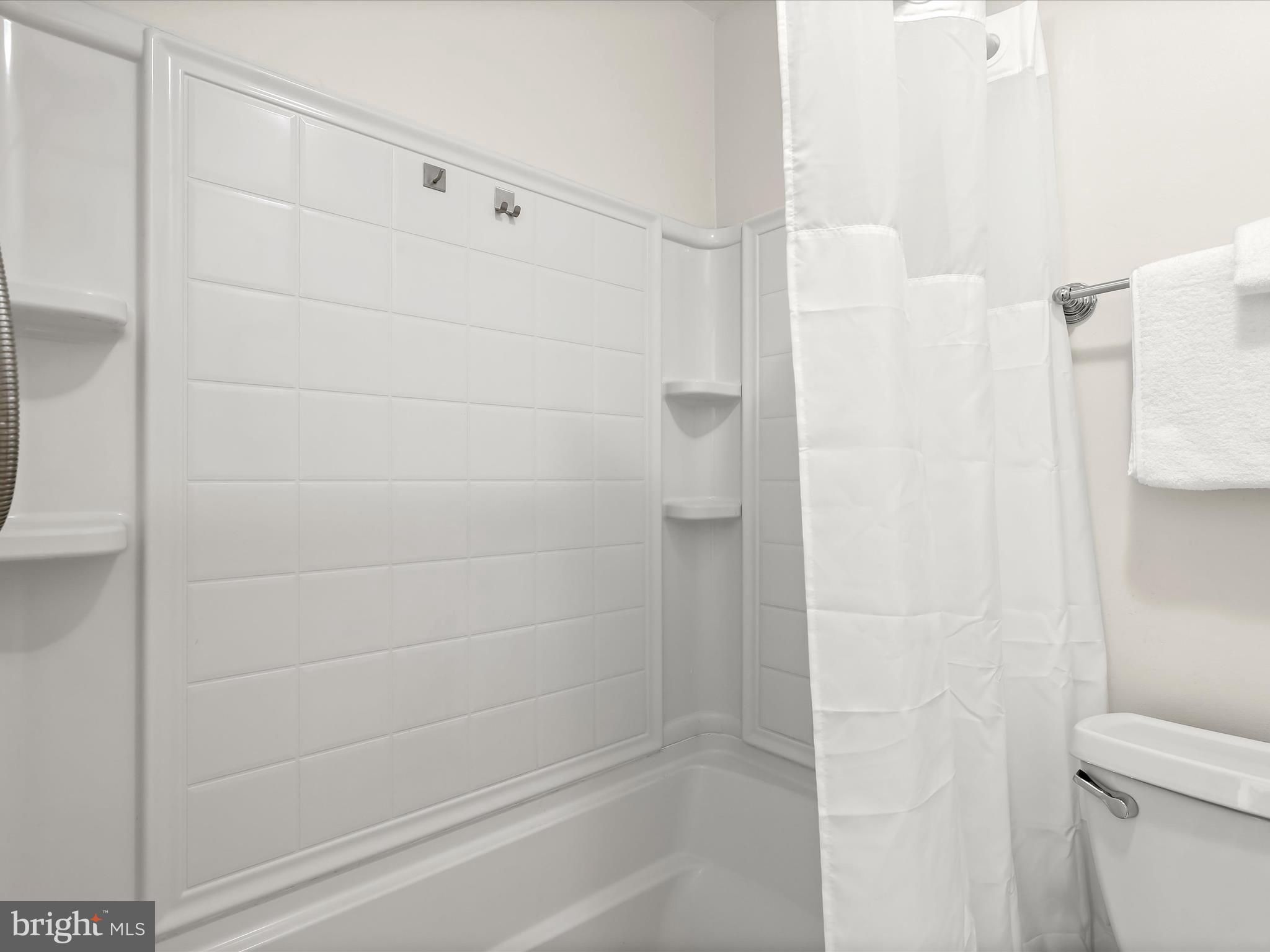 LONG REACH - Residential