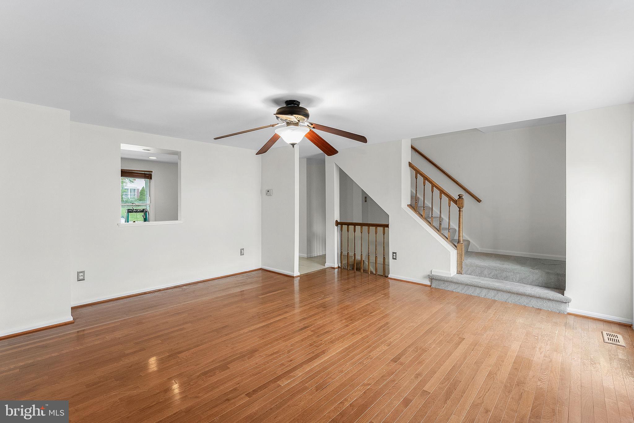 WASHINGTON SQUARE - Residential