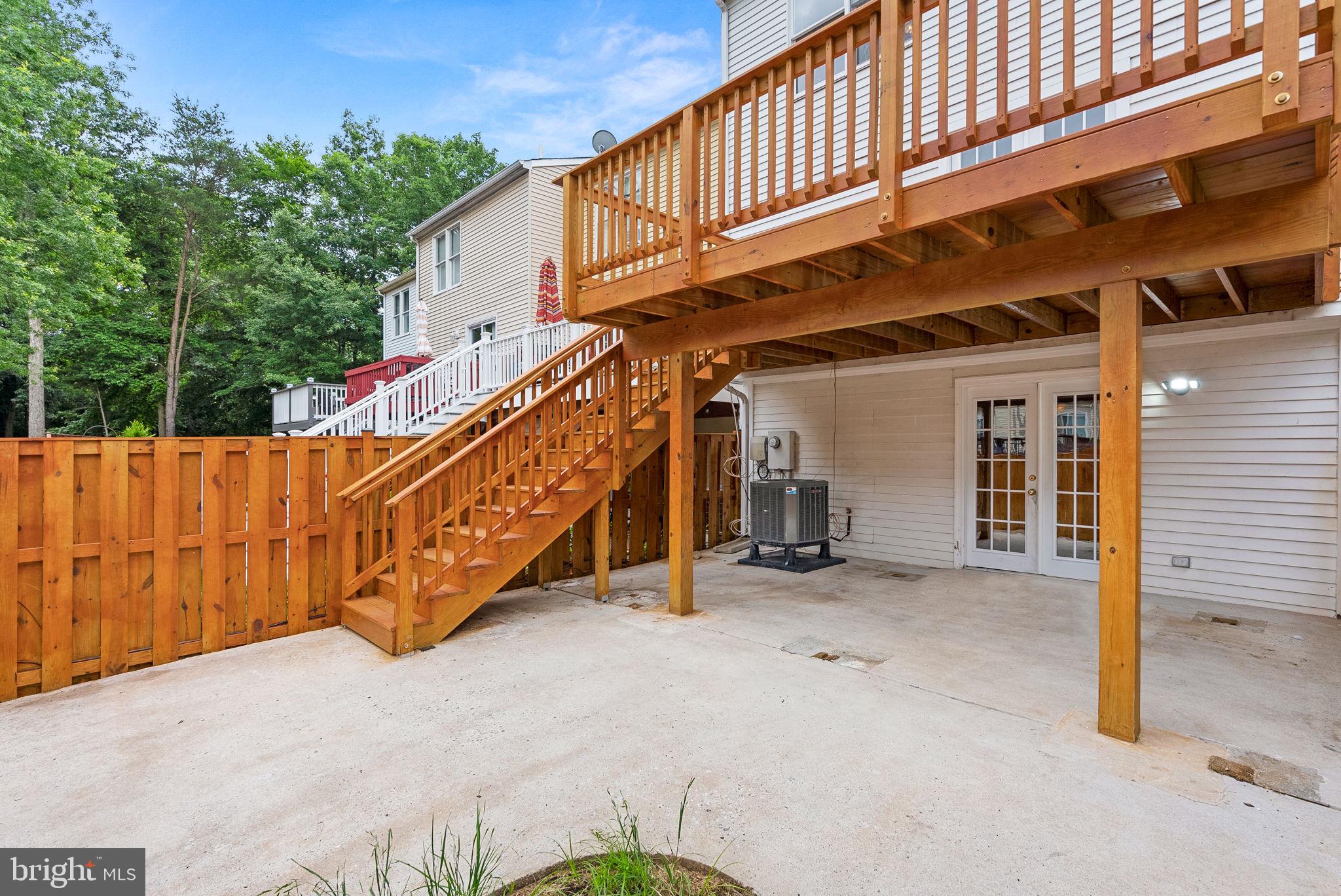 WASHINGTON SQUARE - Residential