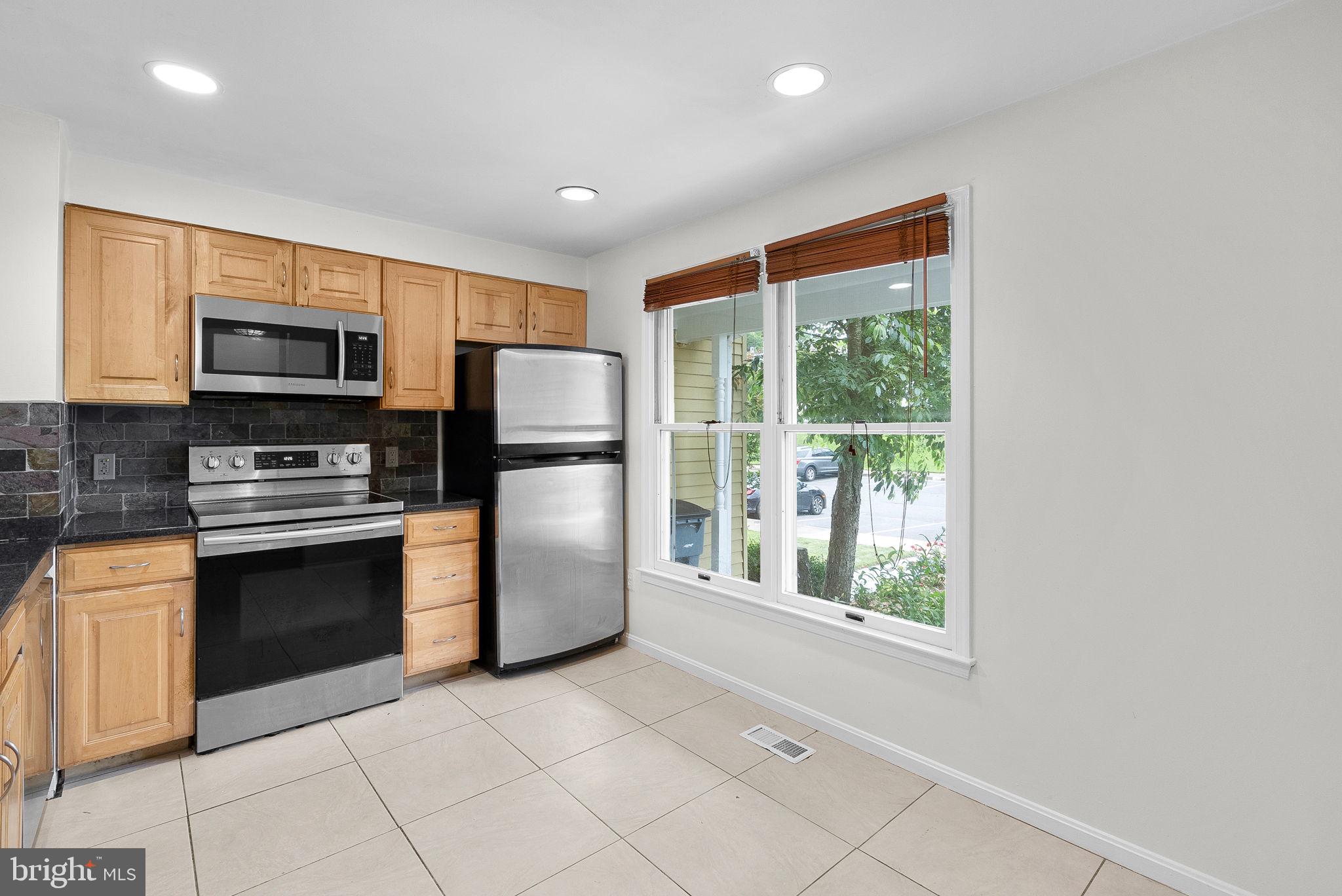 WASHINGTON SQUARE - Residential