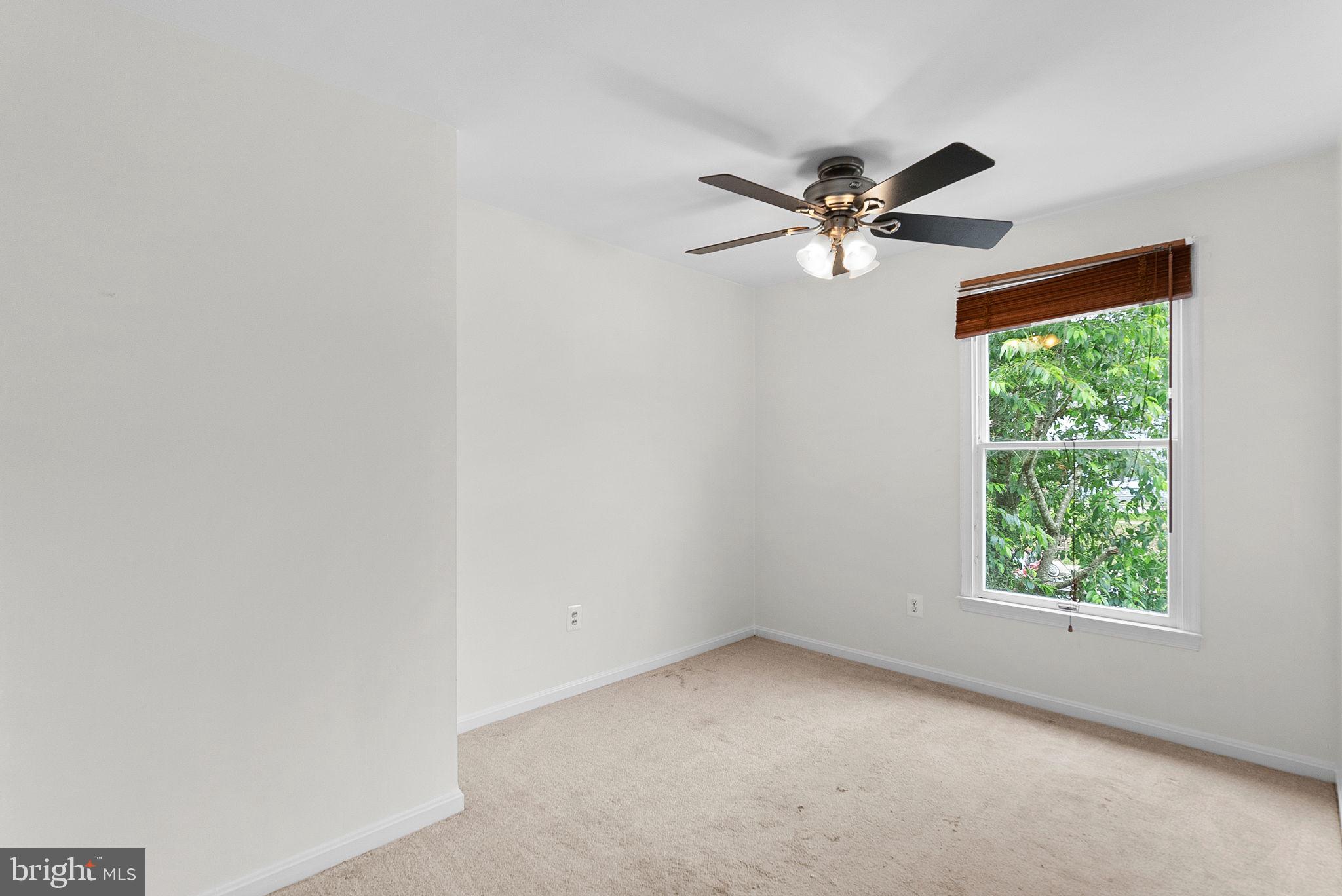 WASHINGTON SQUARE - Residential