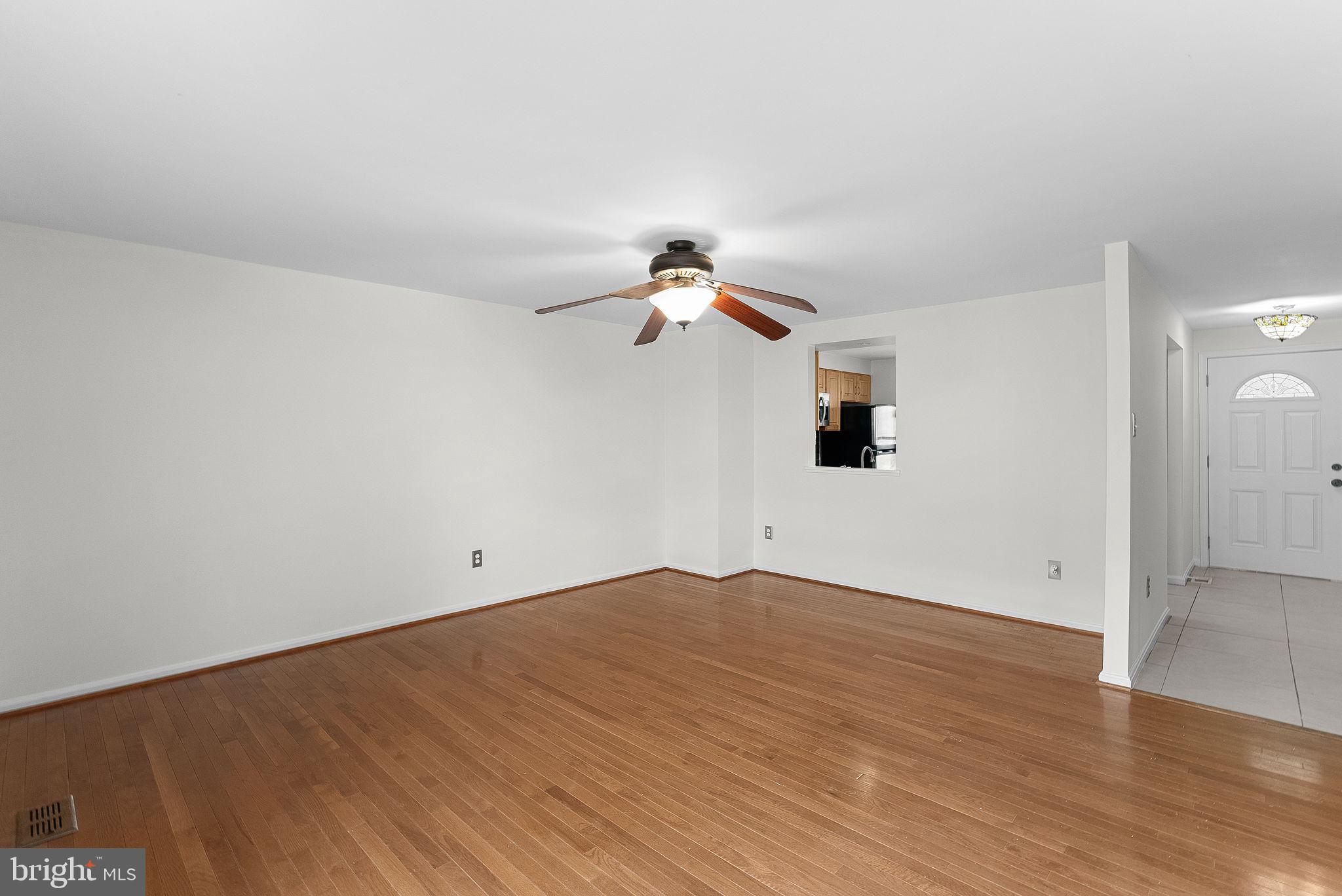 WASHINGTON SQUARE - Residential