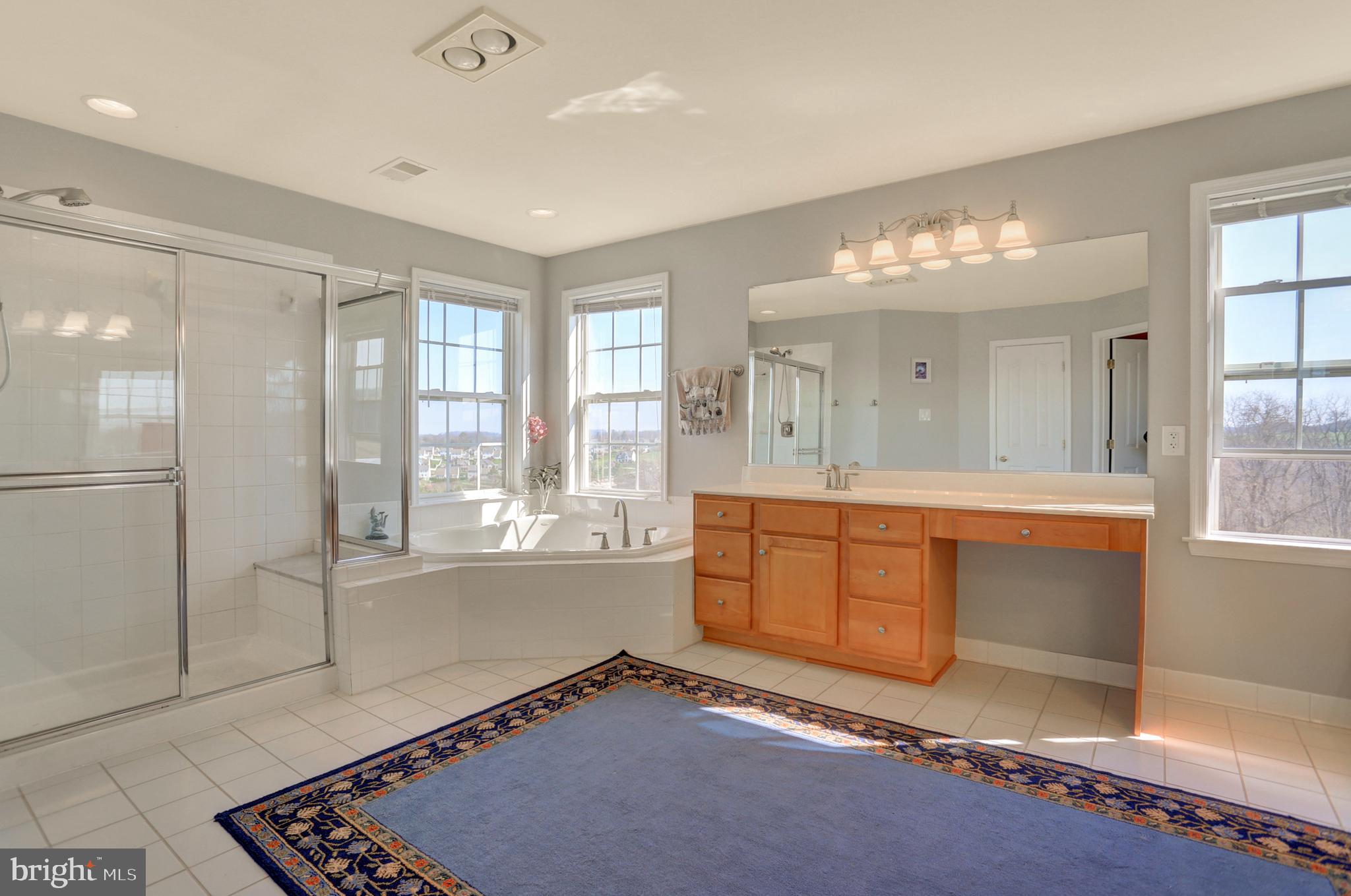 LOGANS RESERVE - Residential