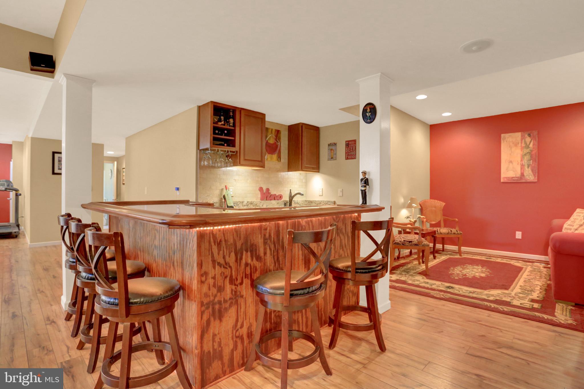 LOGANS RESERVE - Residential