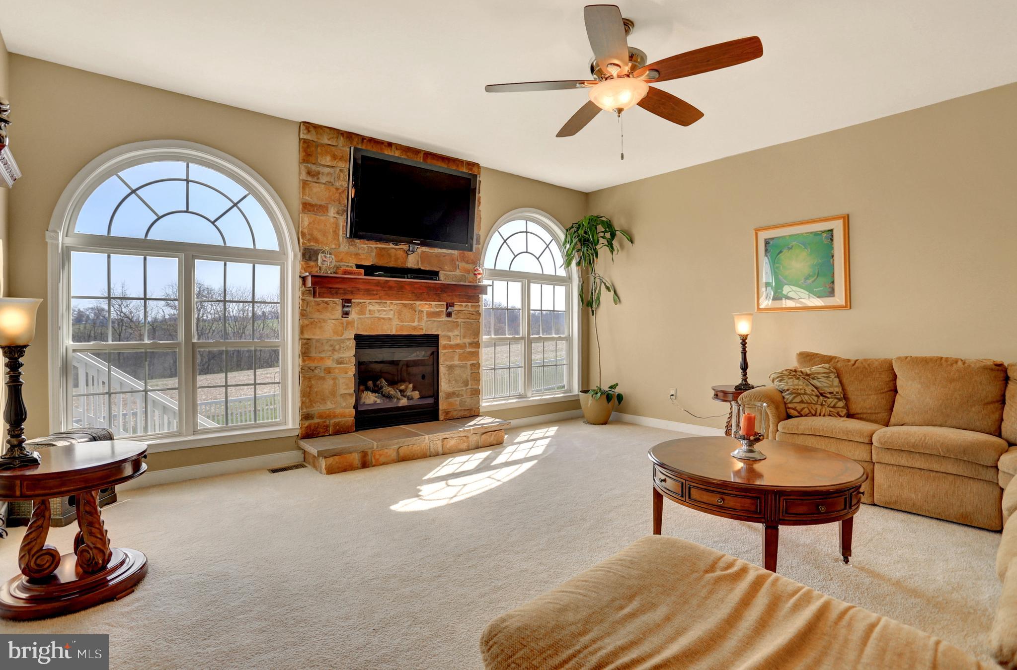 LOGANS RESERVE - Residential