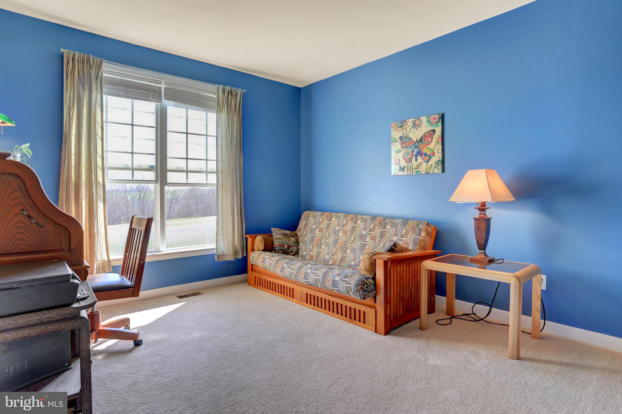 LOGANS RESERVE - Residential