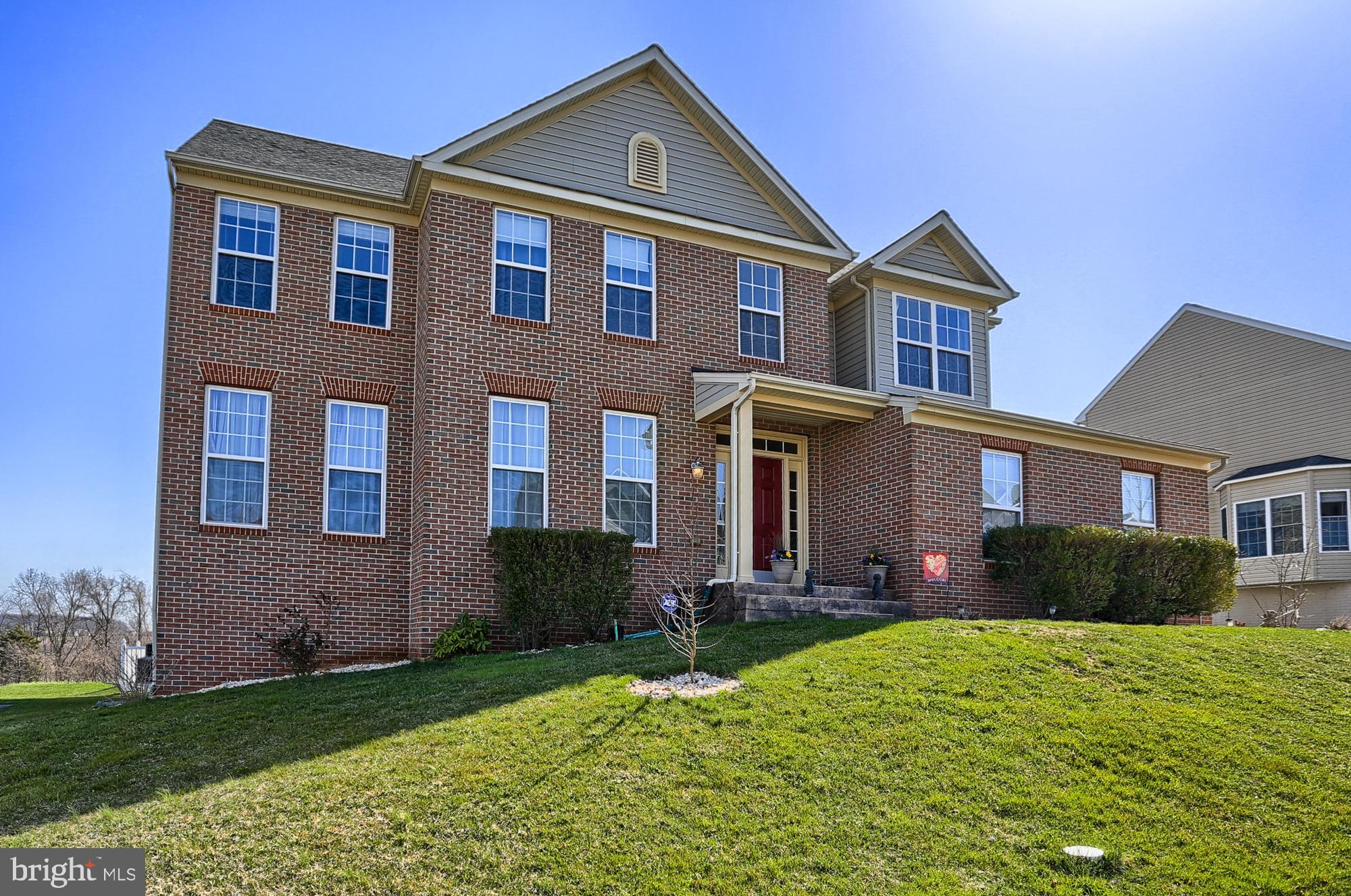 LOGANS RESERVE - Residential