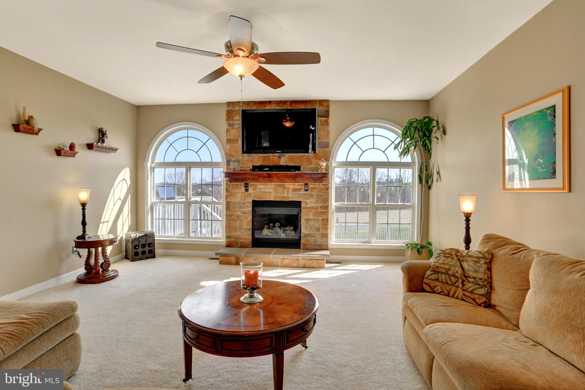 LOGANS RESERVE - Residential