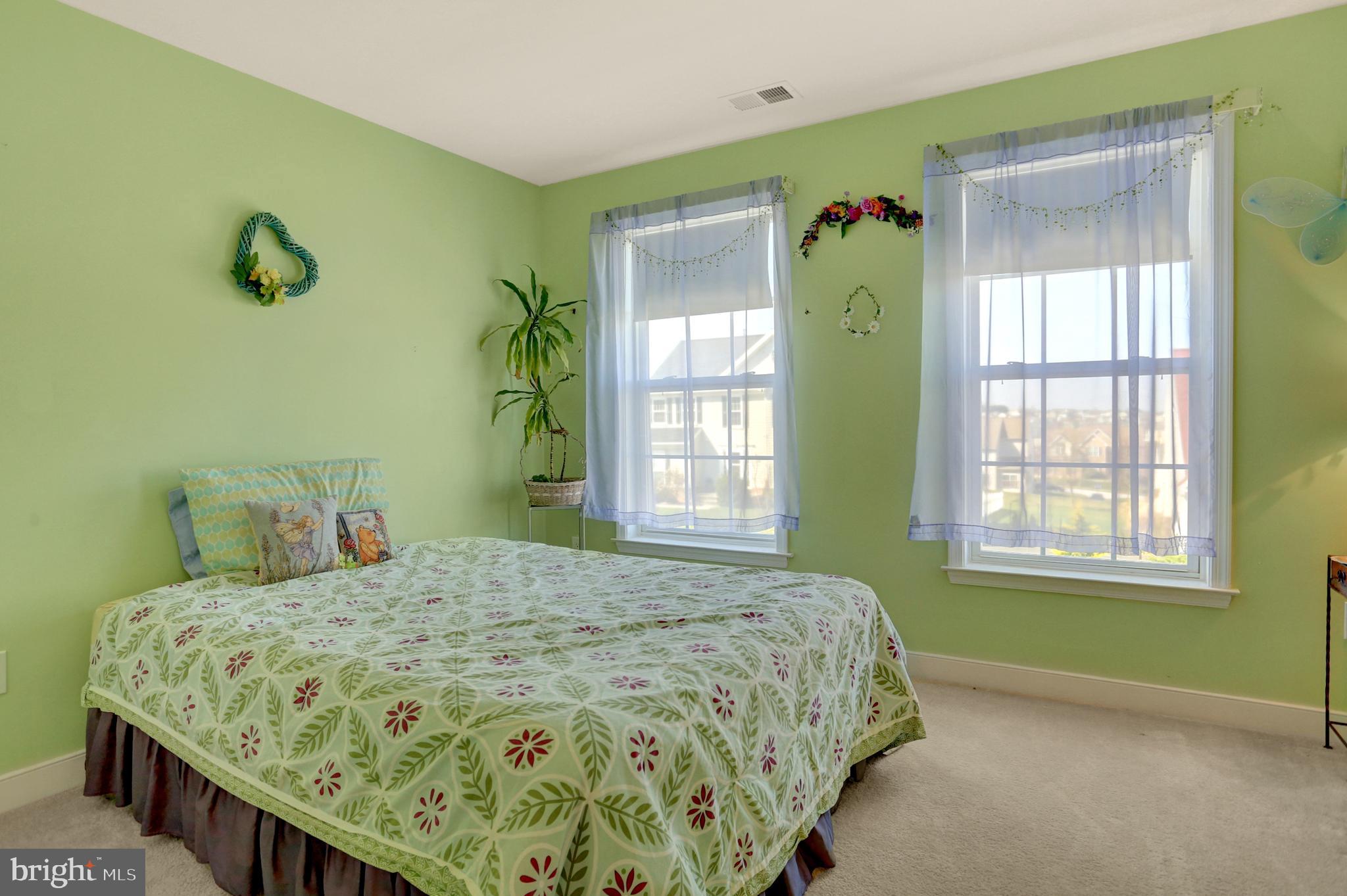 LOGANS RESERVE - Residential