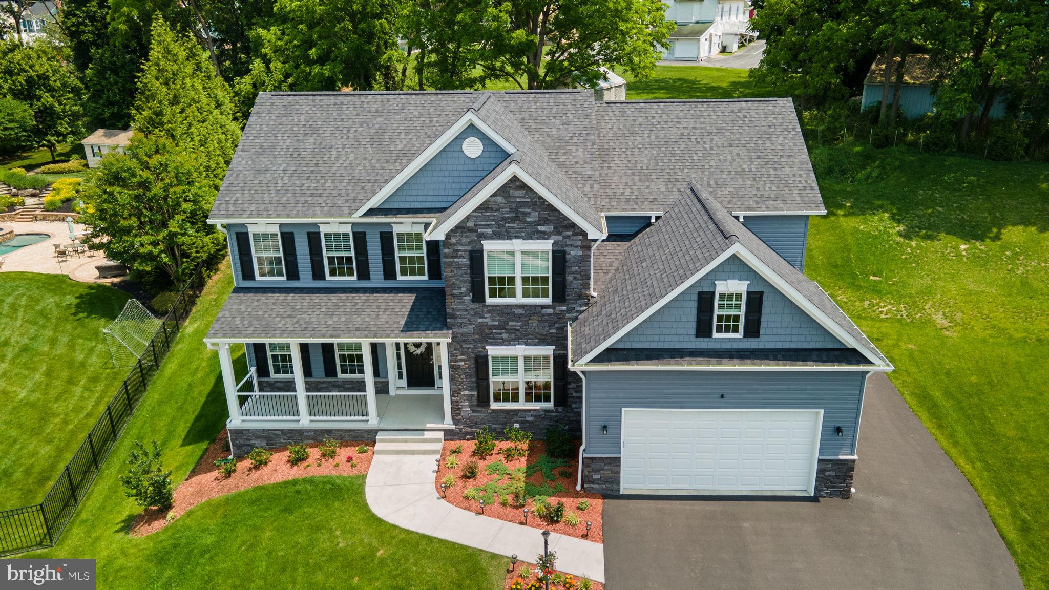 766 CHATELAINE COURT