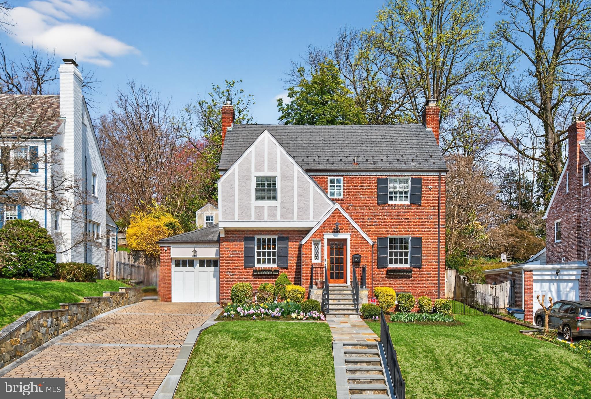 CHEVY CHASE - Residential