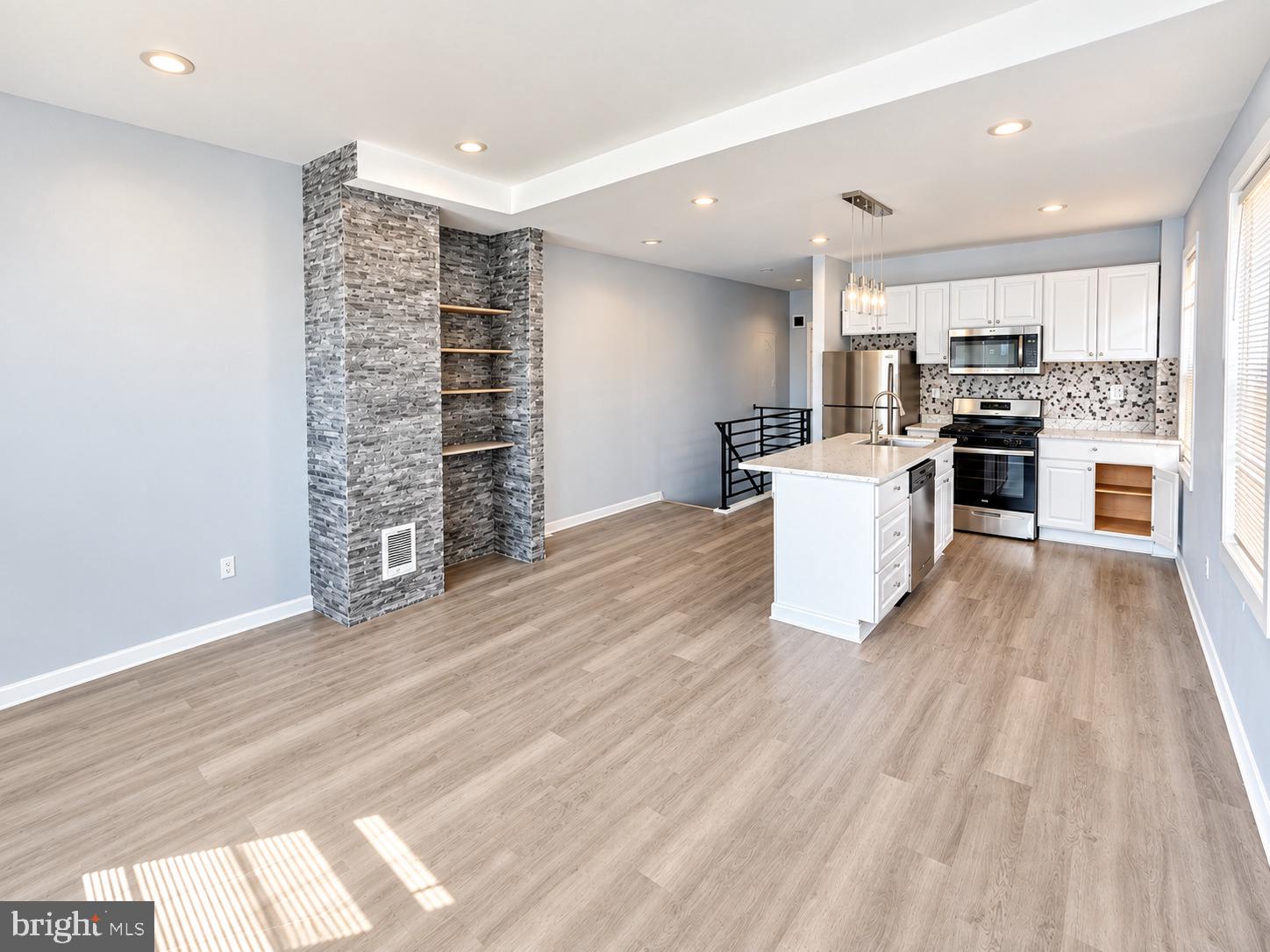 5031 WALNUT STREET 3
