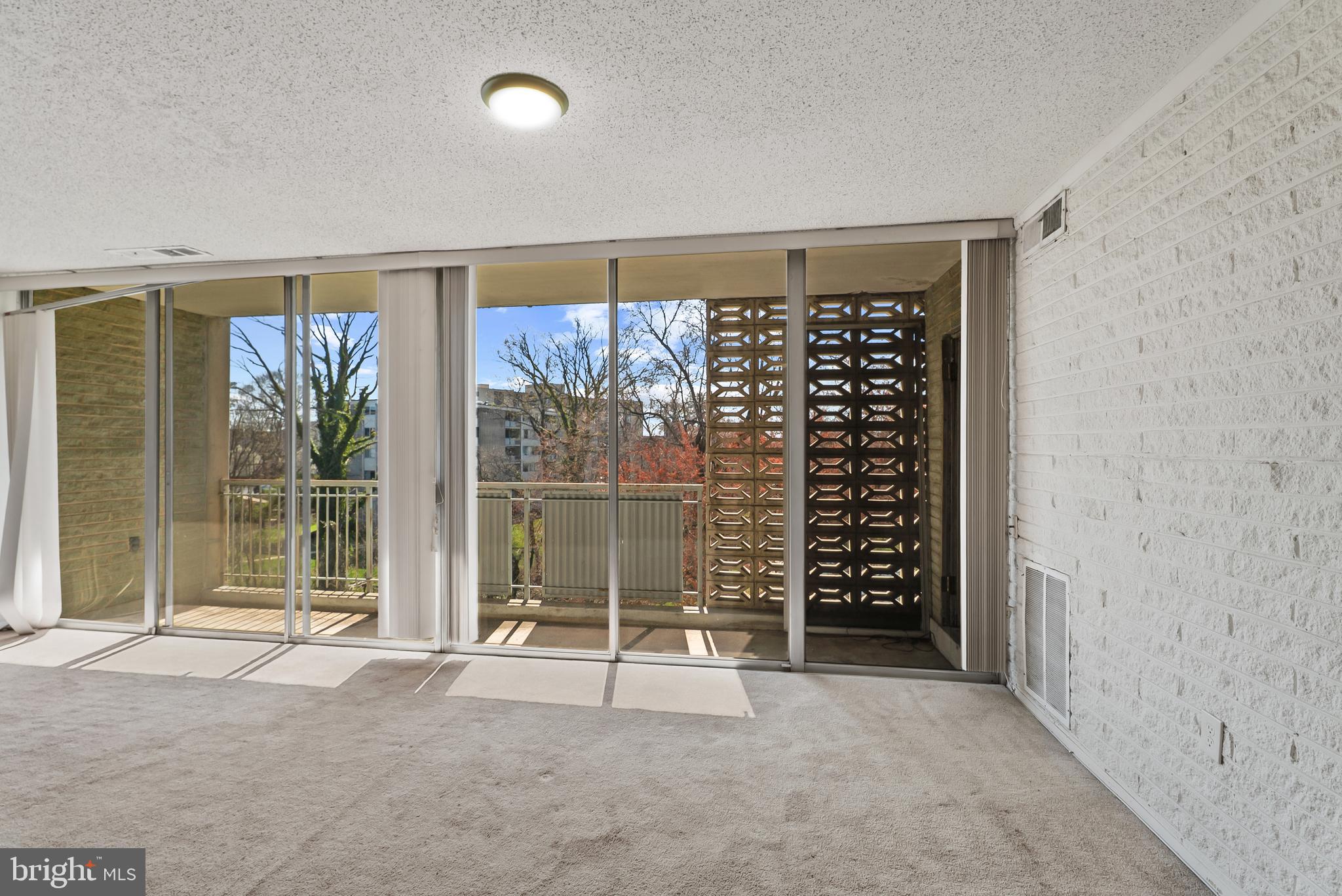 PRESIDENTIAL PARK - Residential