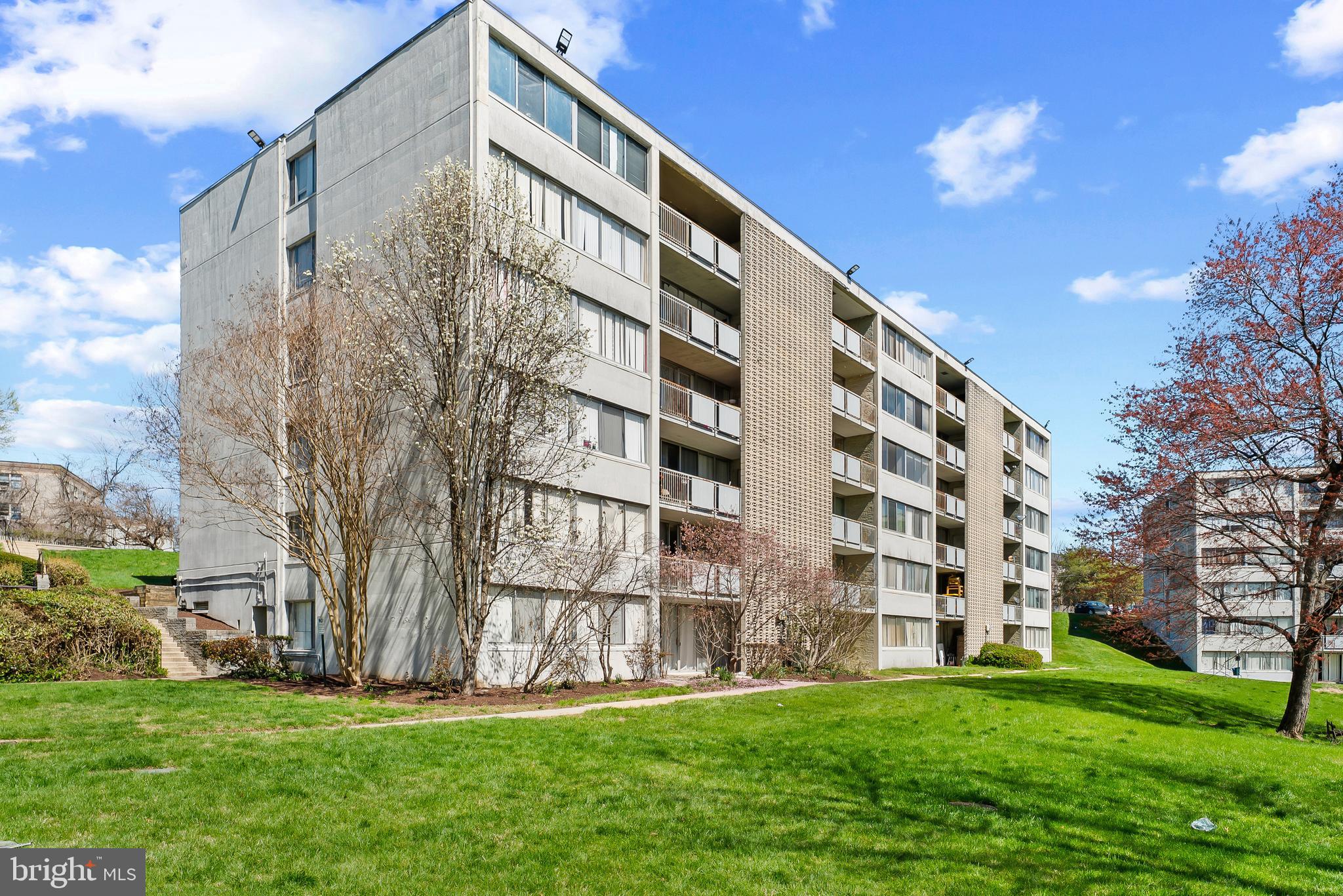 PRESIDENTIAL PARK - Residential